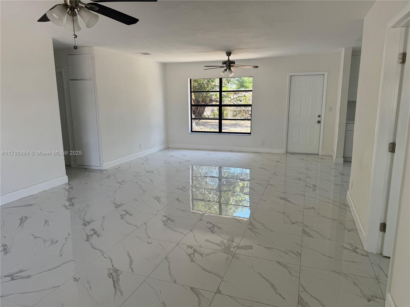 9340 Martinique Dr, Cutler Bay, Florida image 6