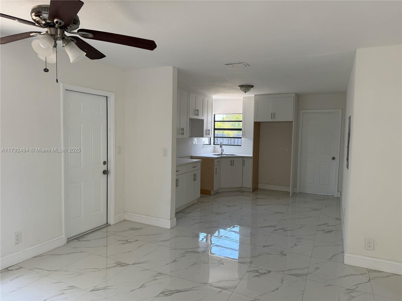 9340 Martinique Dr, Cutler Bay, Florida image 7