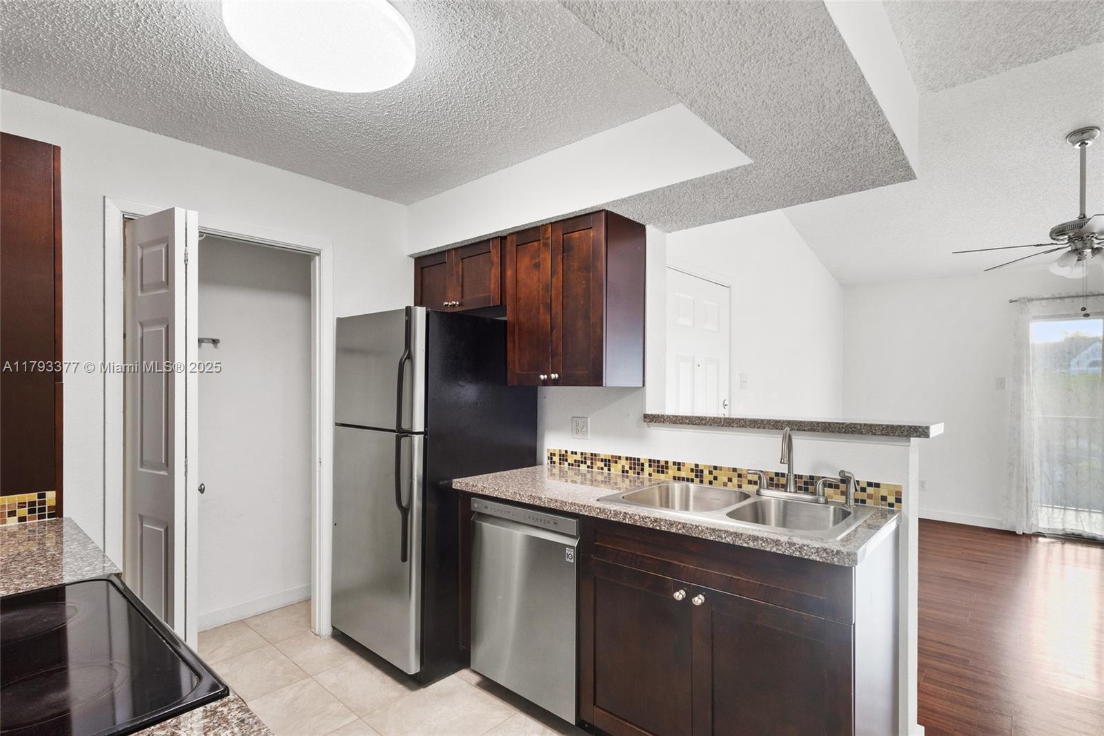 Property photo # 2