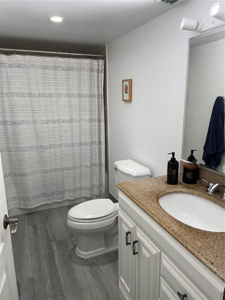 Property photo # 4