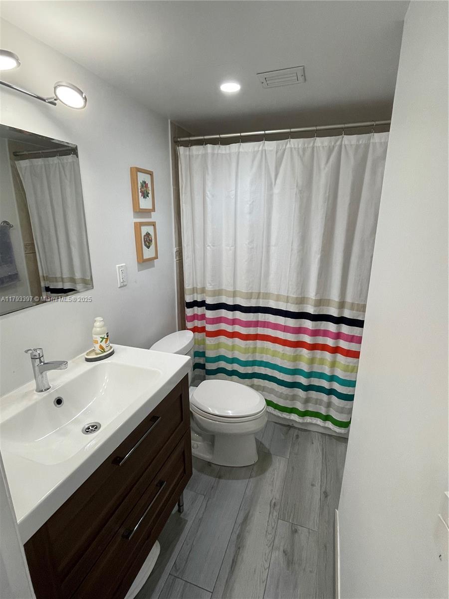 Property photo # 8