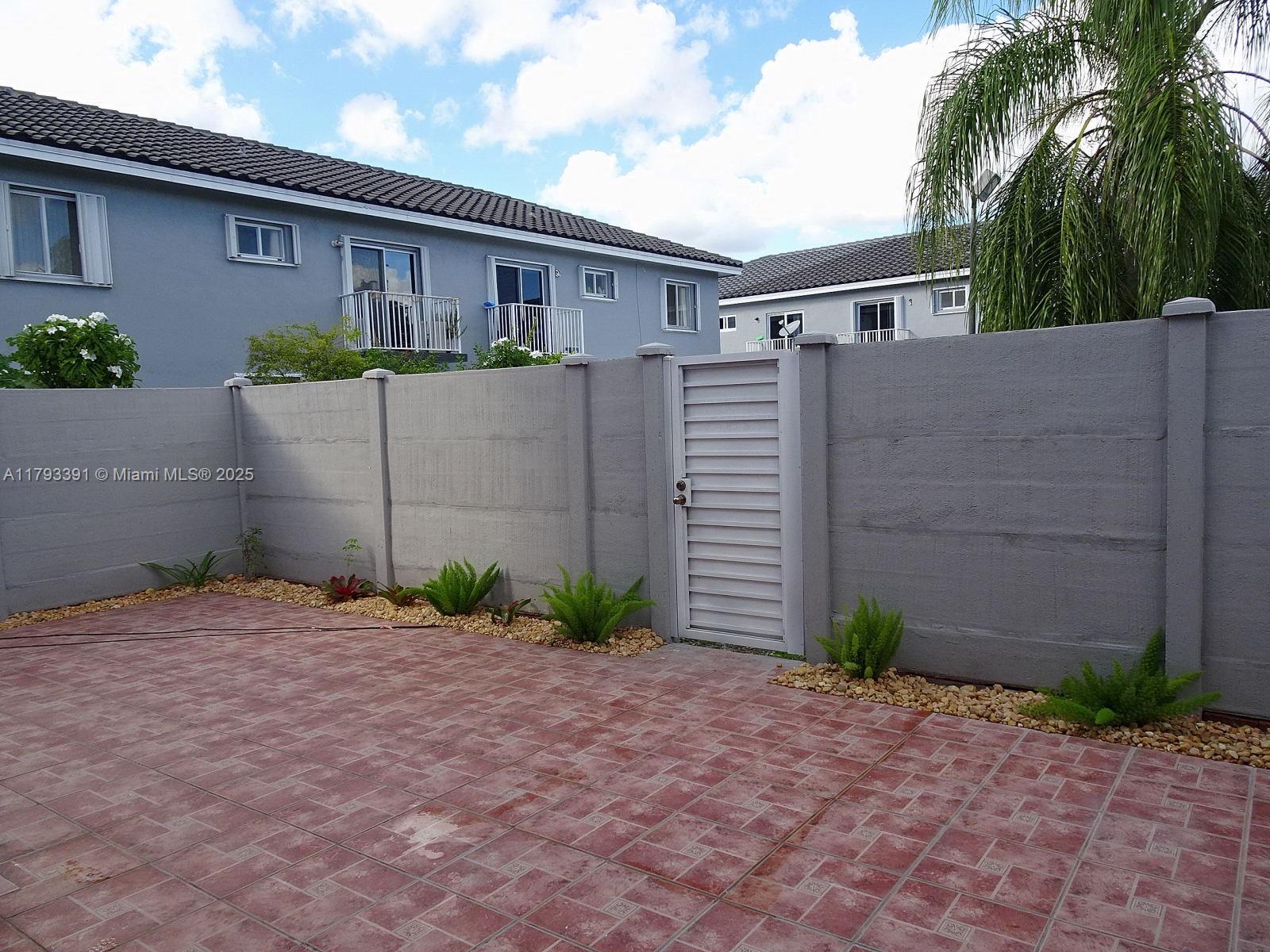 Property photo # 3