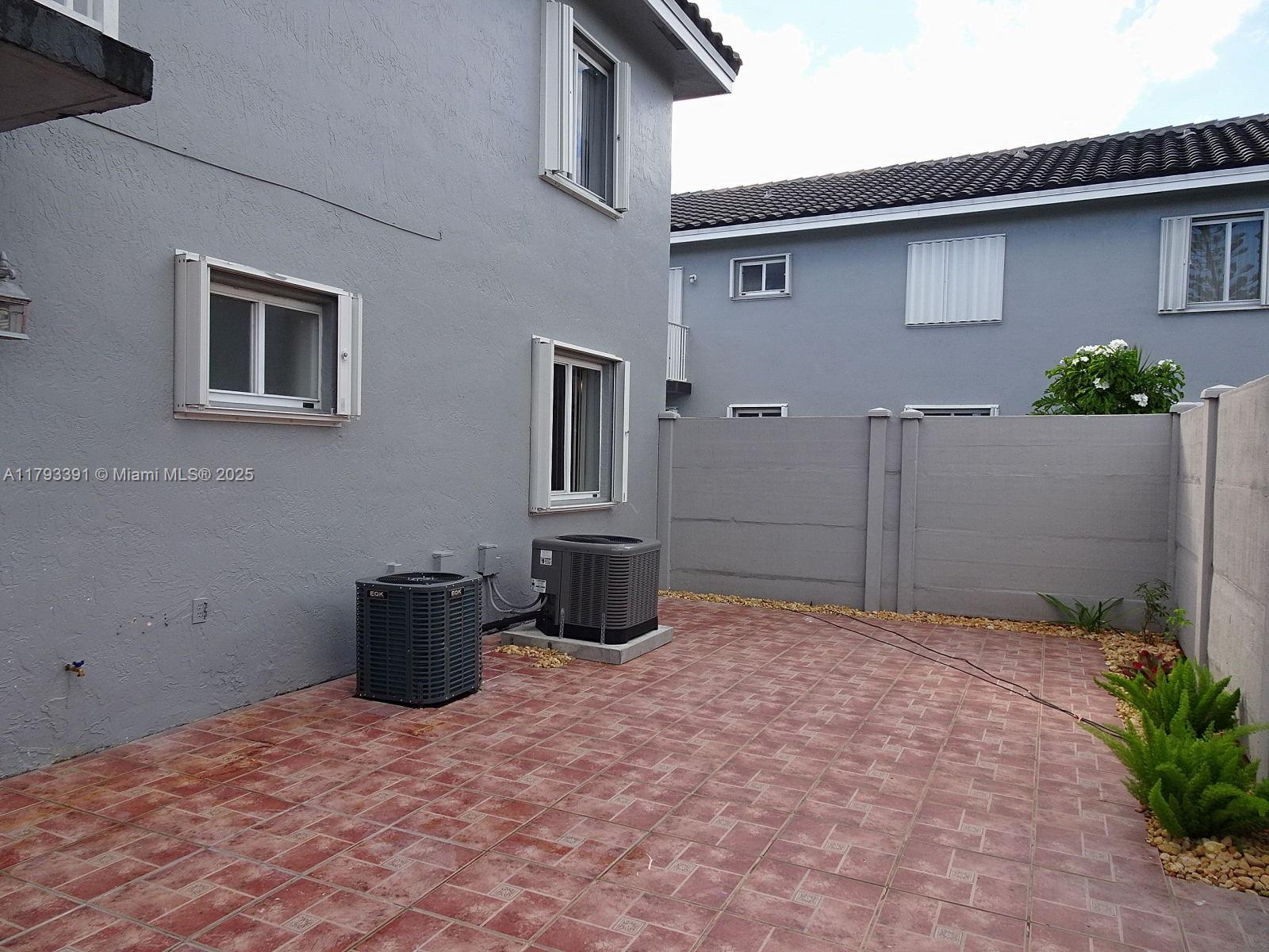 Property photo # 6