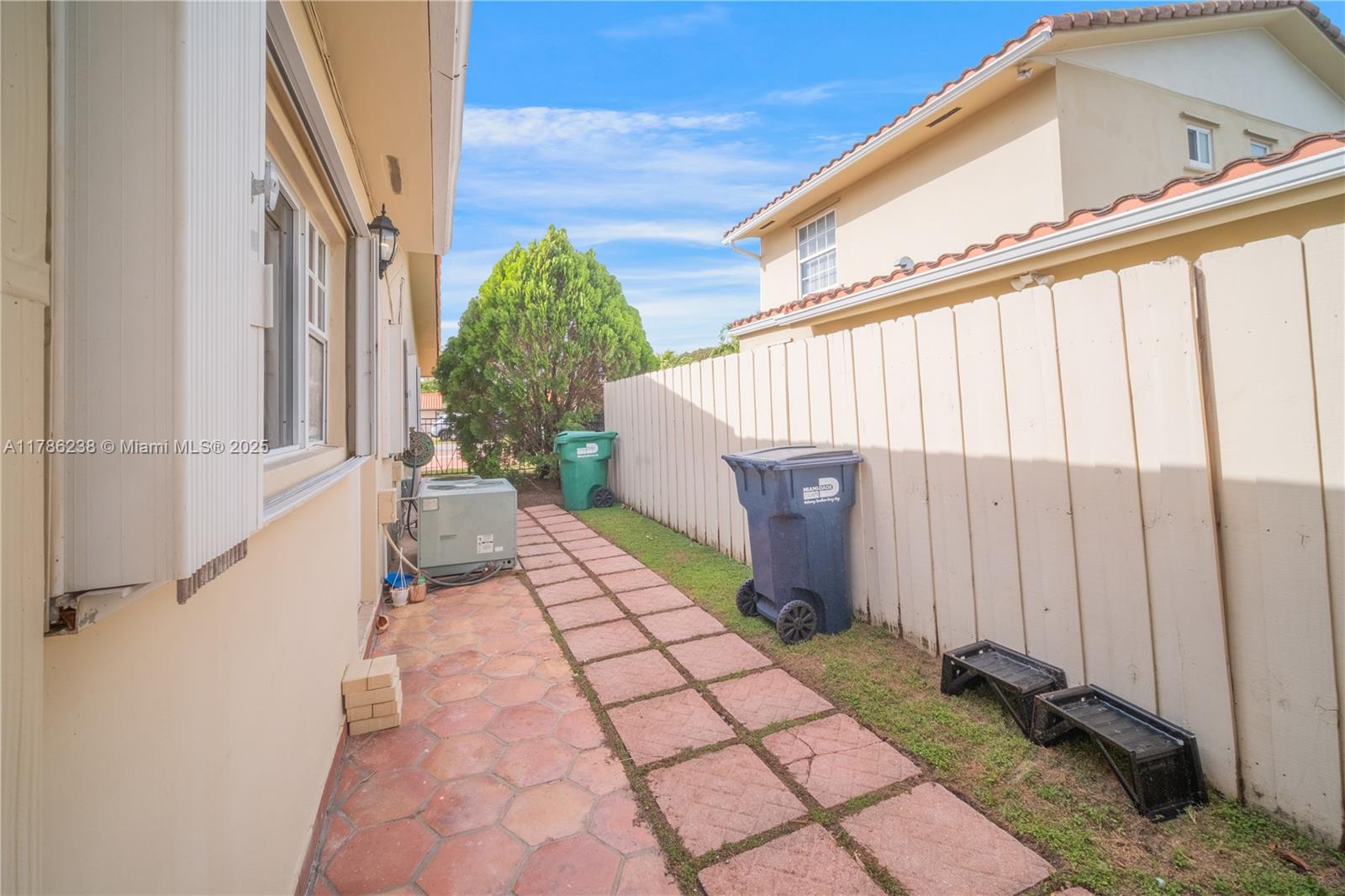 Listing Photo 21