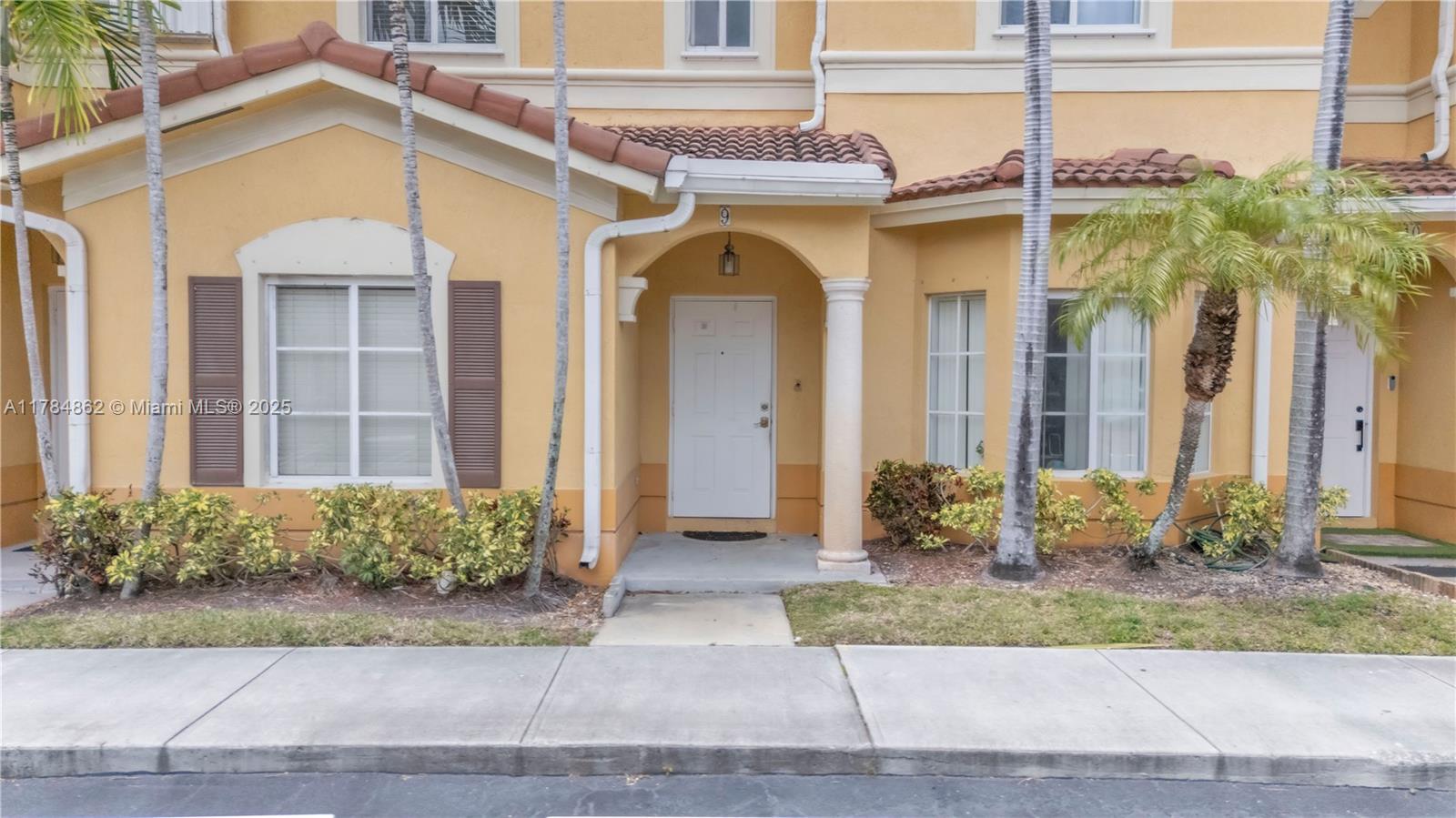 Property photo # 0