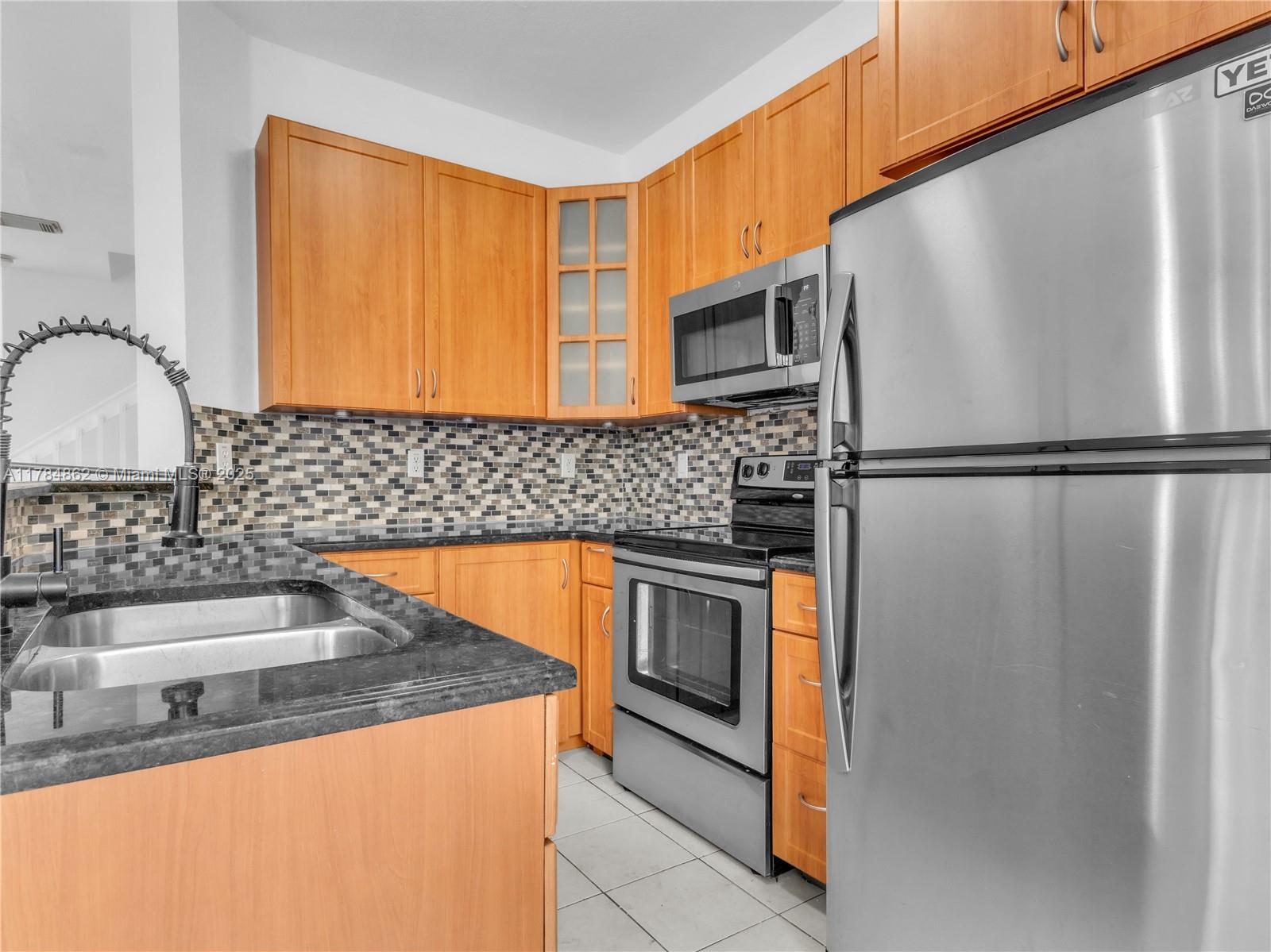 Property photo # 6