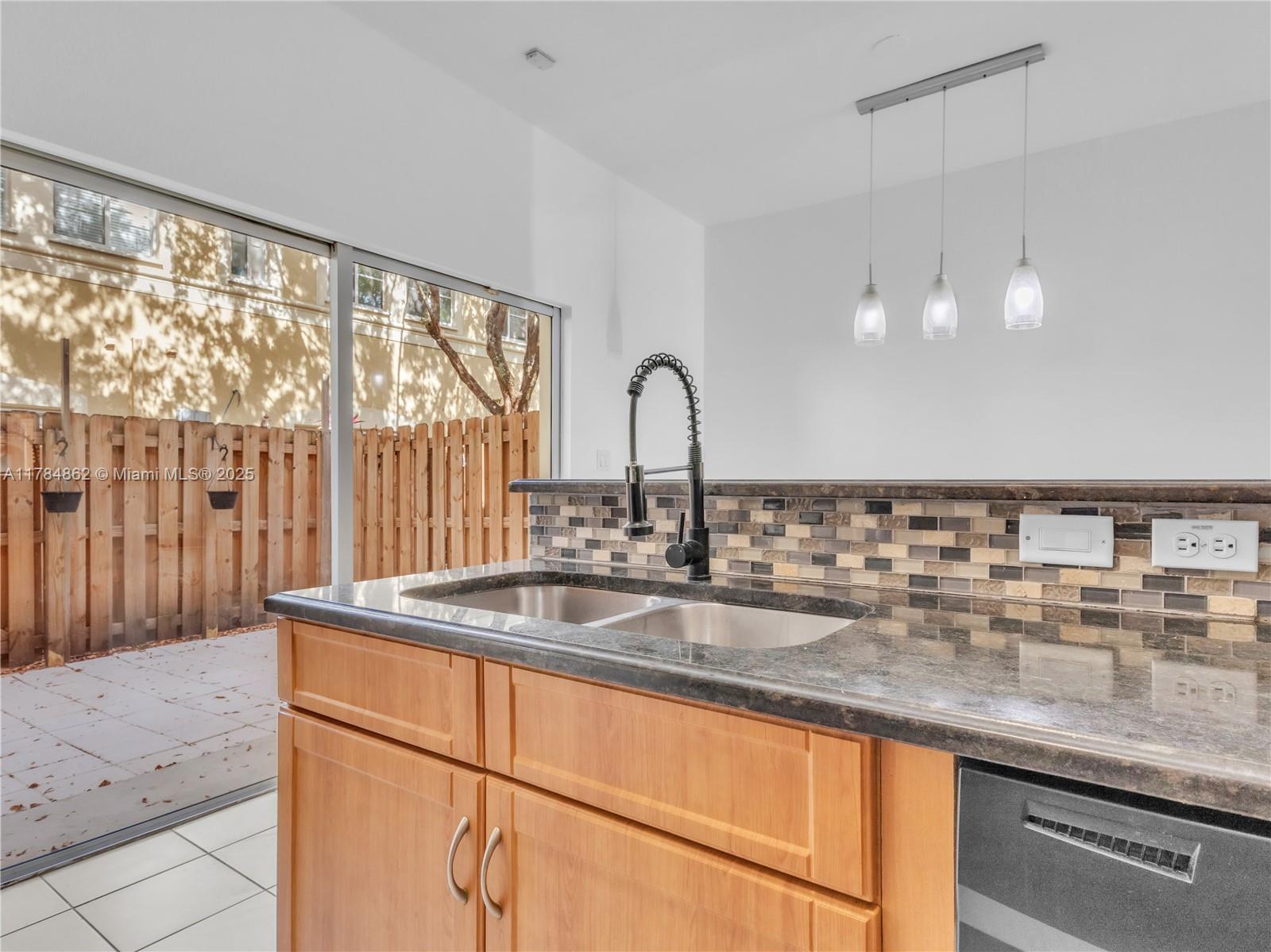 Property photo # 7