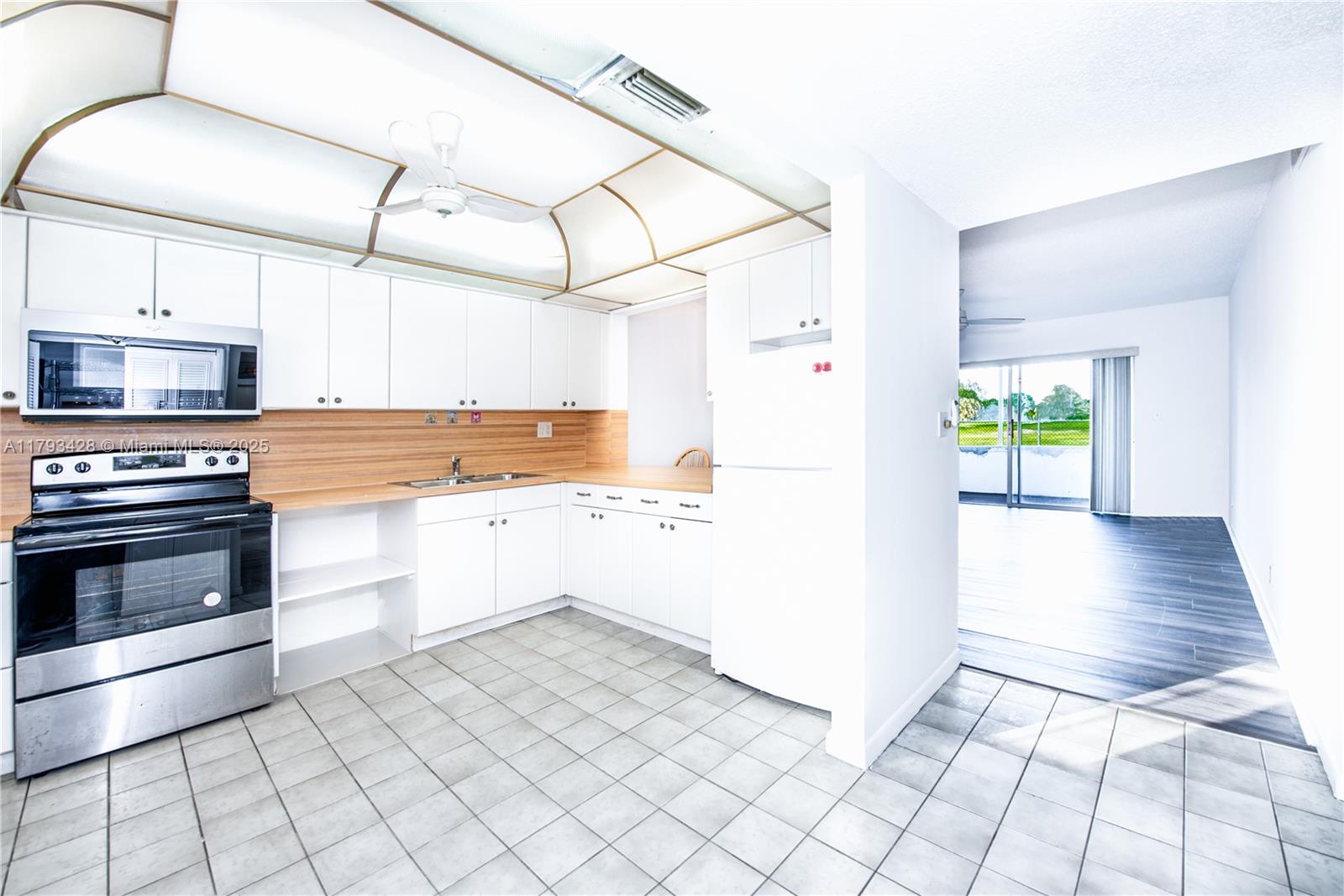 Property photo # 2