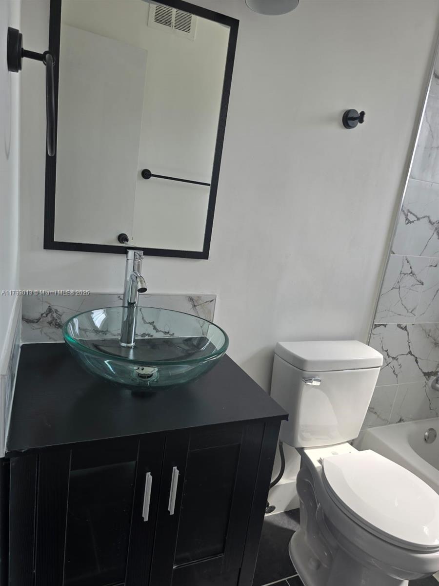 3801 NW 8th Ct, Lauderhill, Florida image 20