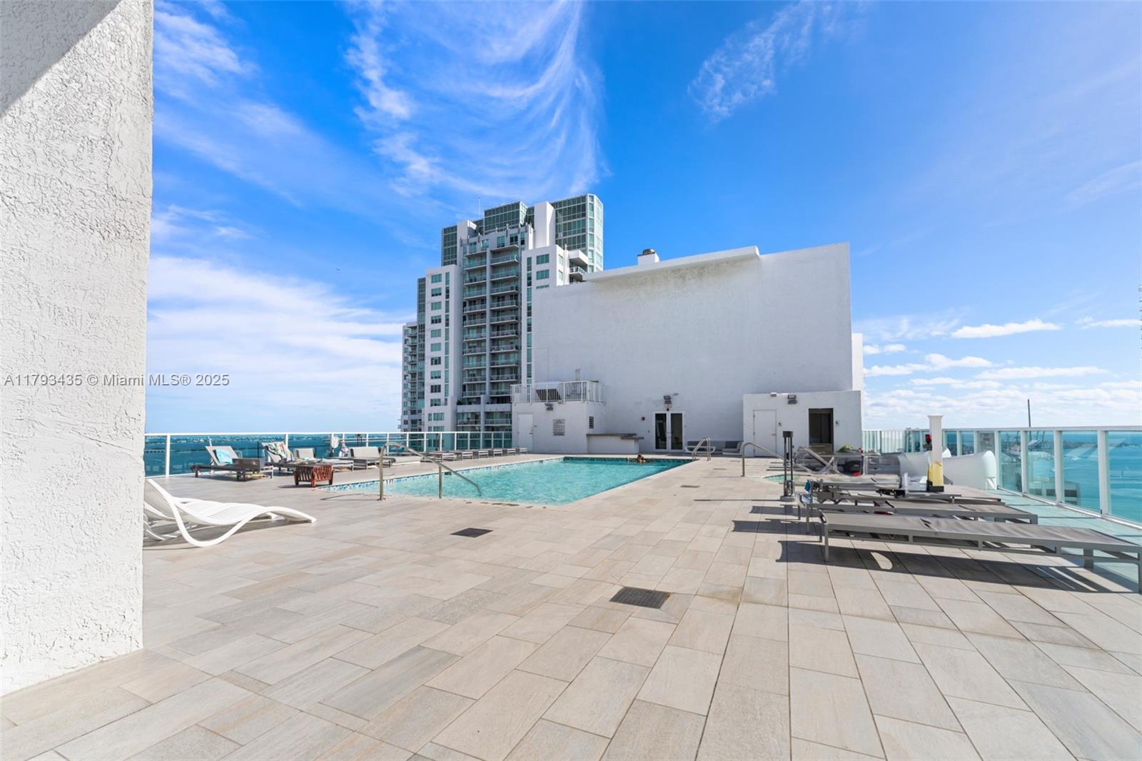 133 NE 2nd Ave #501, Miami FL 33132