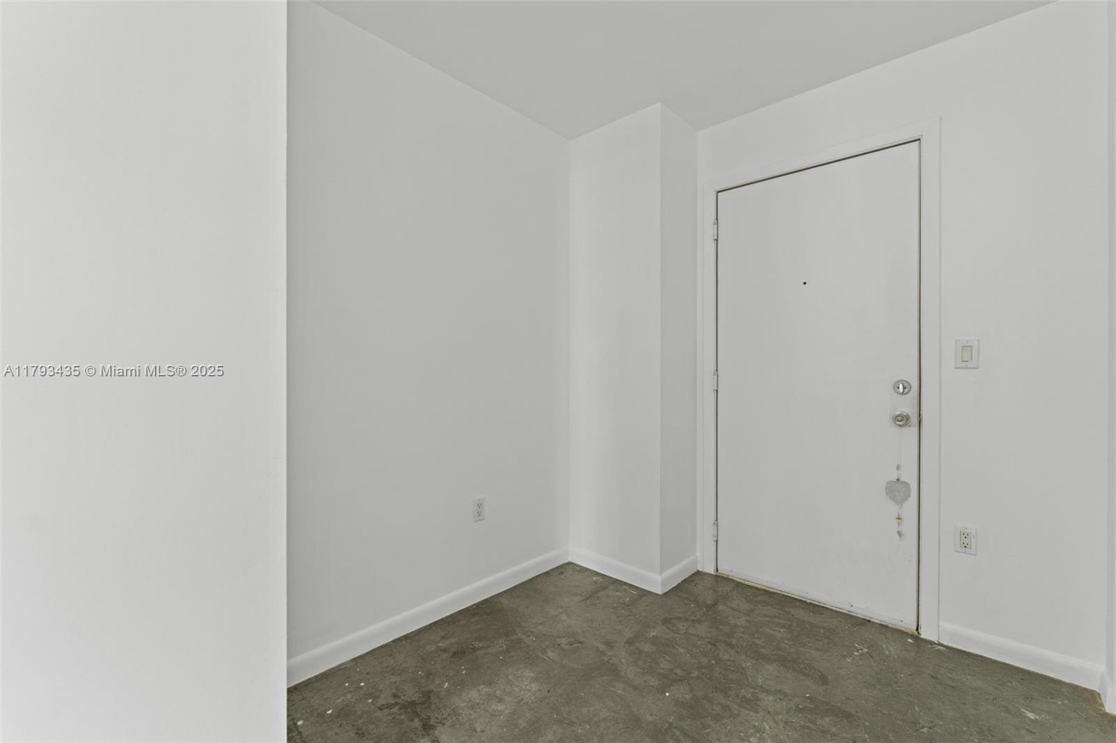 133 NE 2nd Ave #501, Miami FL 33132