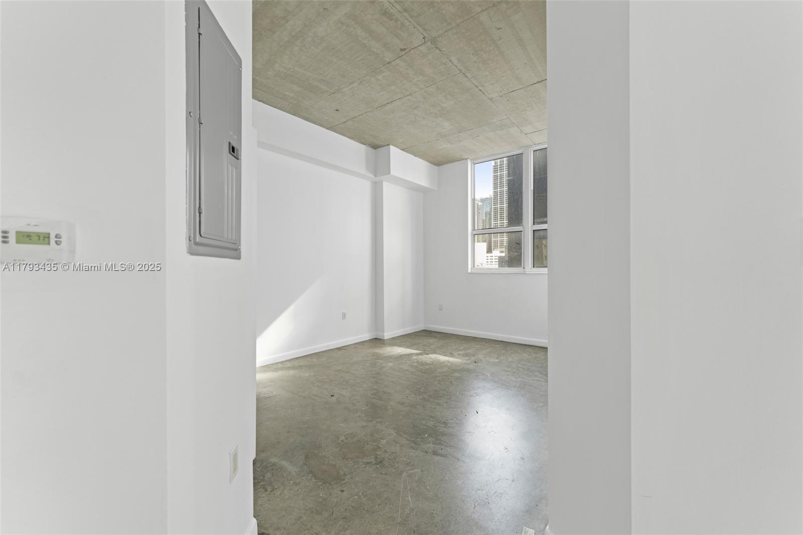 133 NE 2nd Ave #501, Miami FL 33132