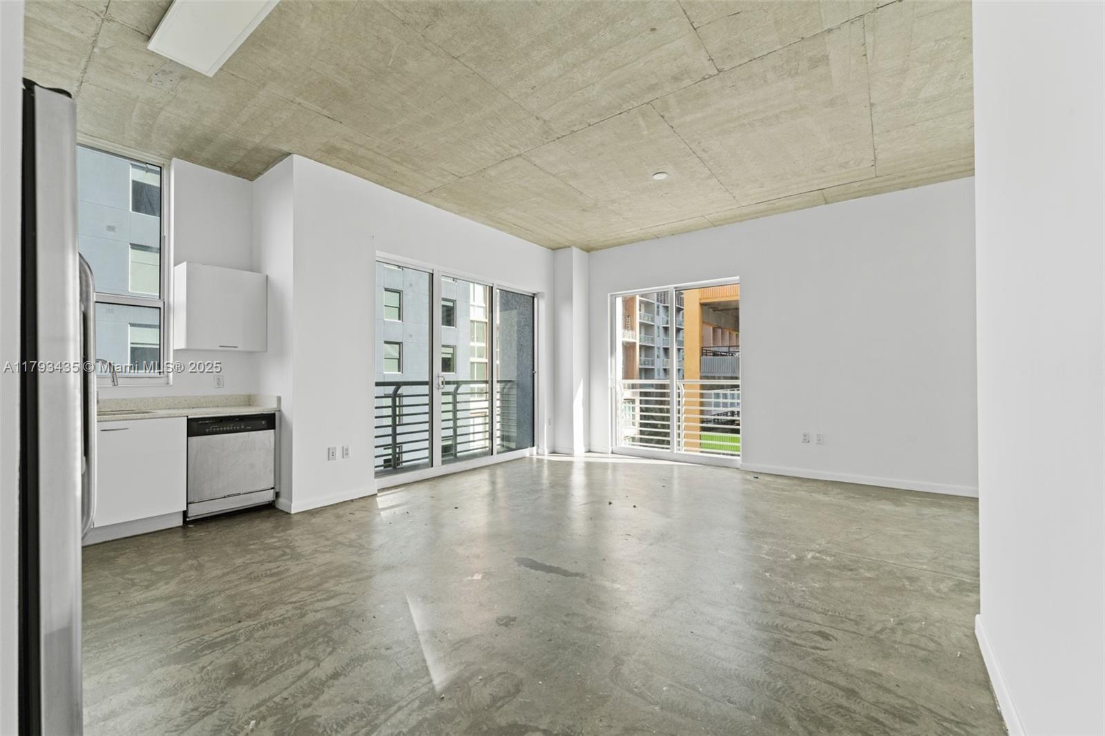 133 NE 2nd Ave #501, Miami FL 33132