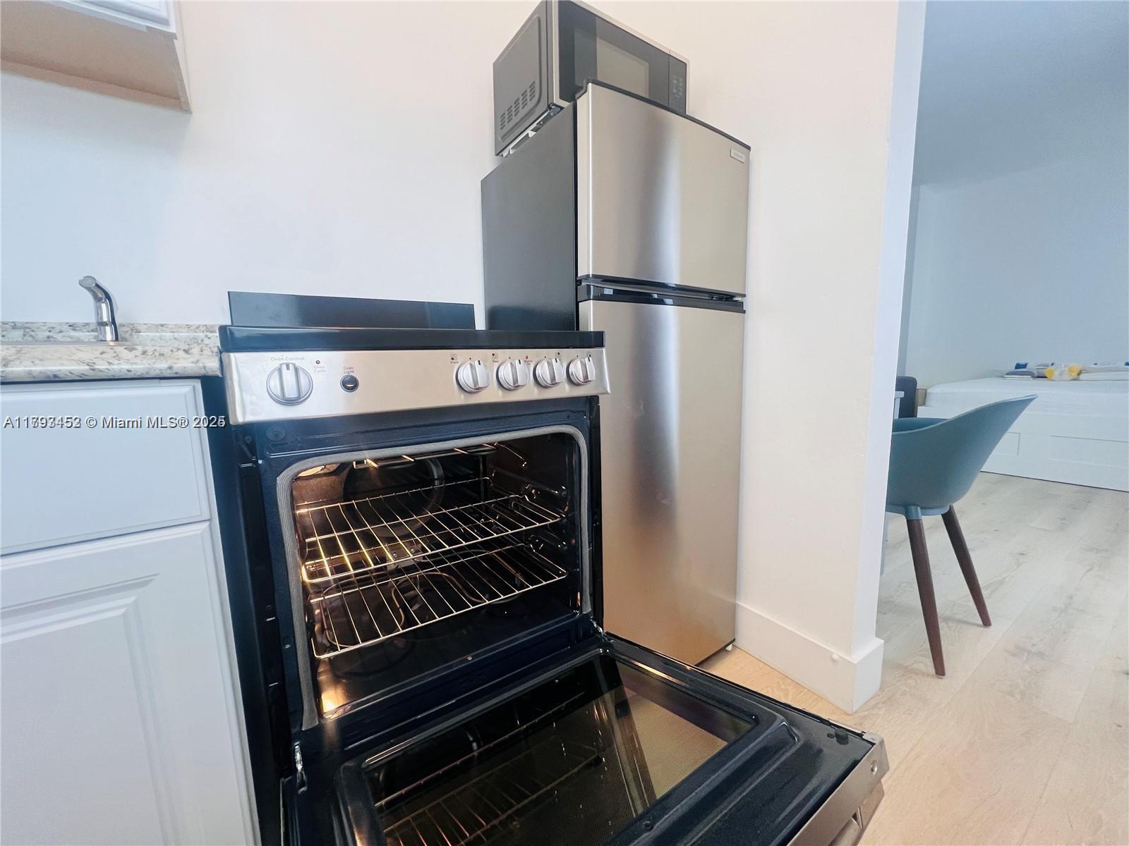 Property photo # 9