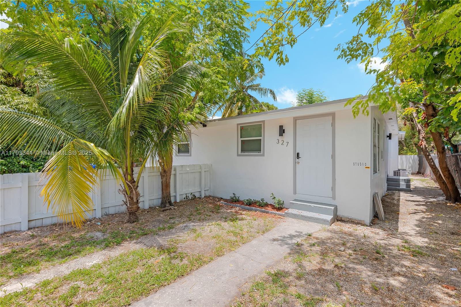 Property photo # 0