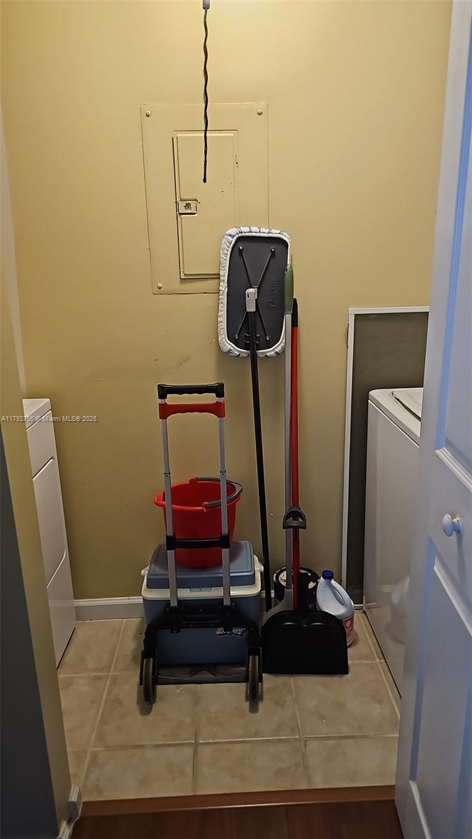 Property photo # 6