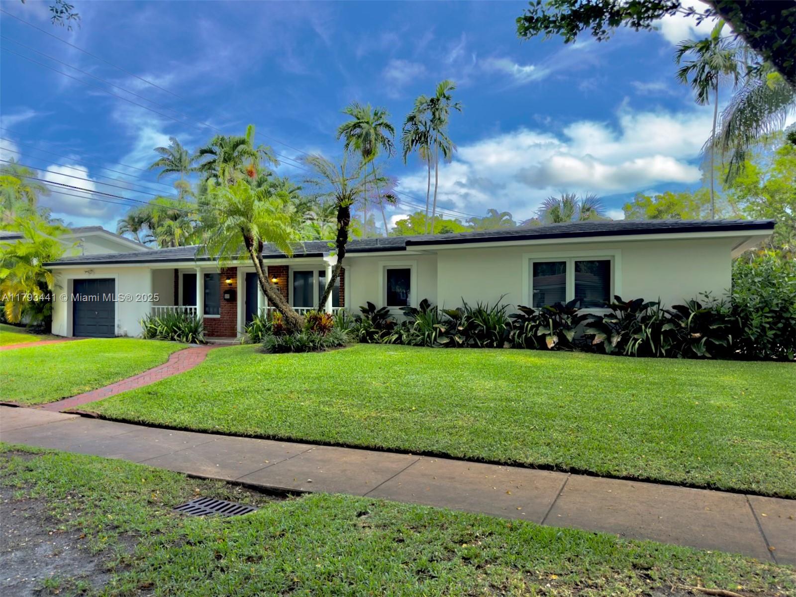 401  Savona Ave  For Sale A11793441, FL
