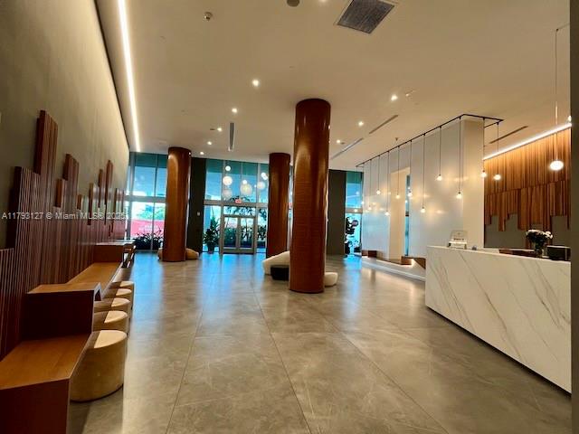 350 S Miami Ave #3707, Miami FL 33130