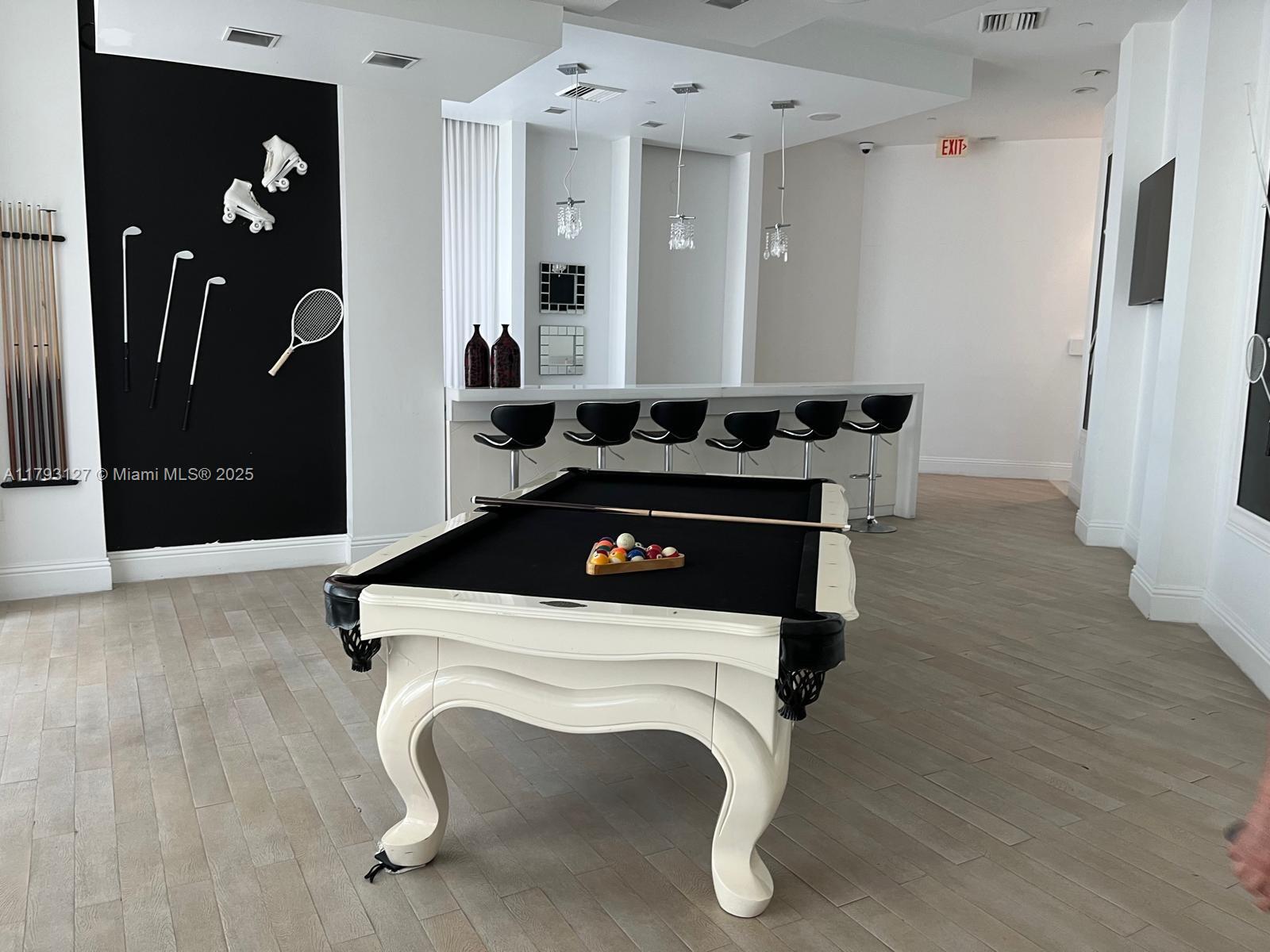 350 S Miami Ave #3707, Miami FL 33130
