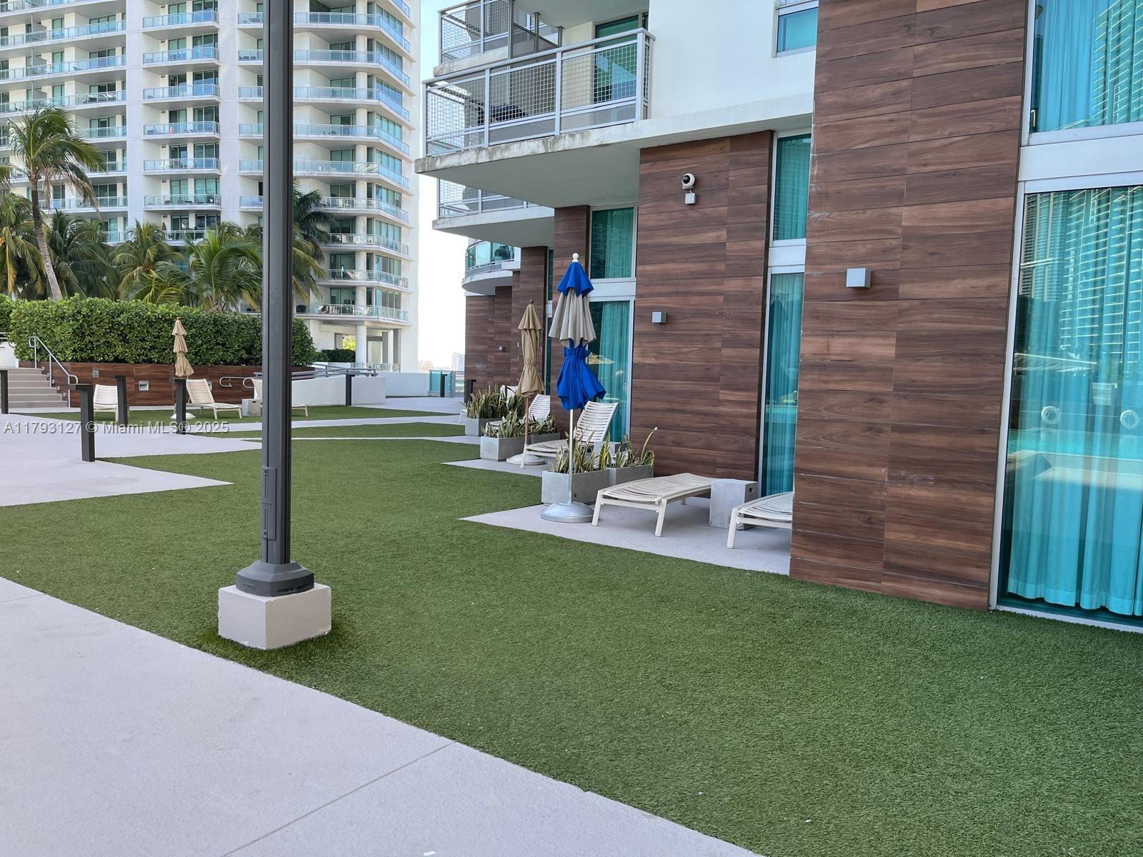 350 S Miami Ave #3707, Miami FL 33130
