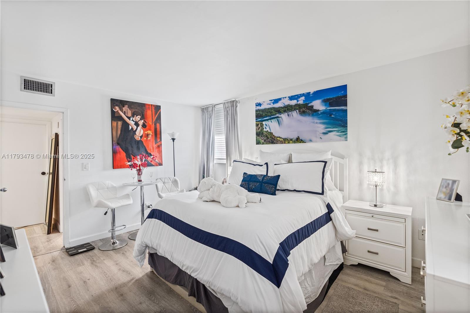 Residential, Lauderdale Lakes, Florida image 17