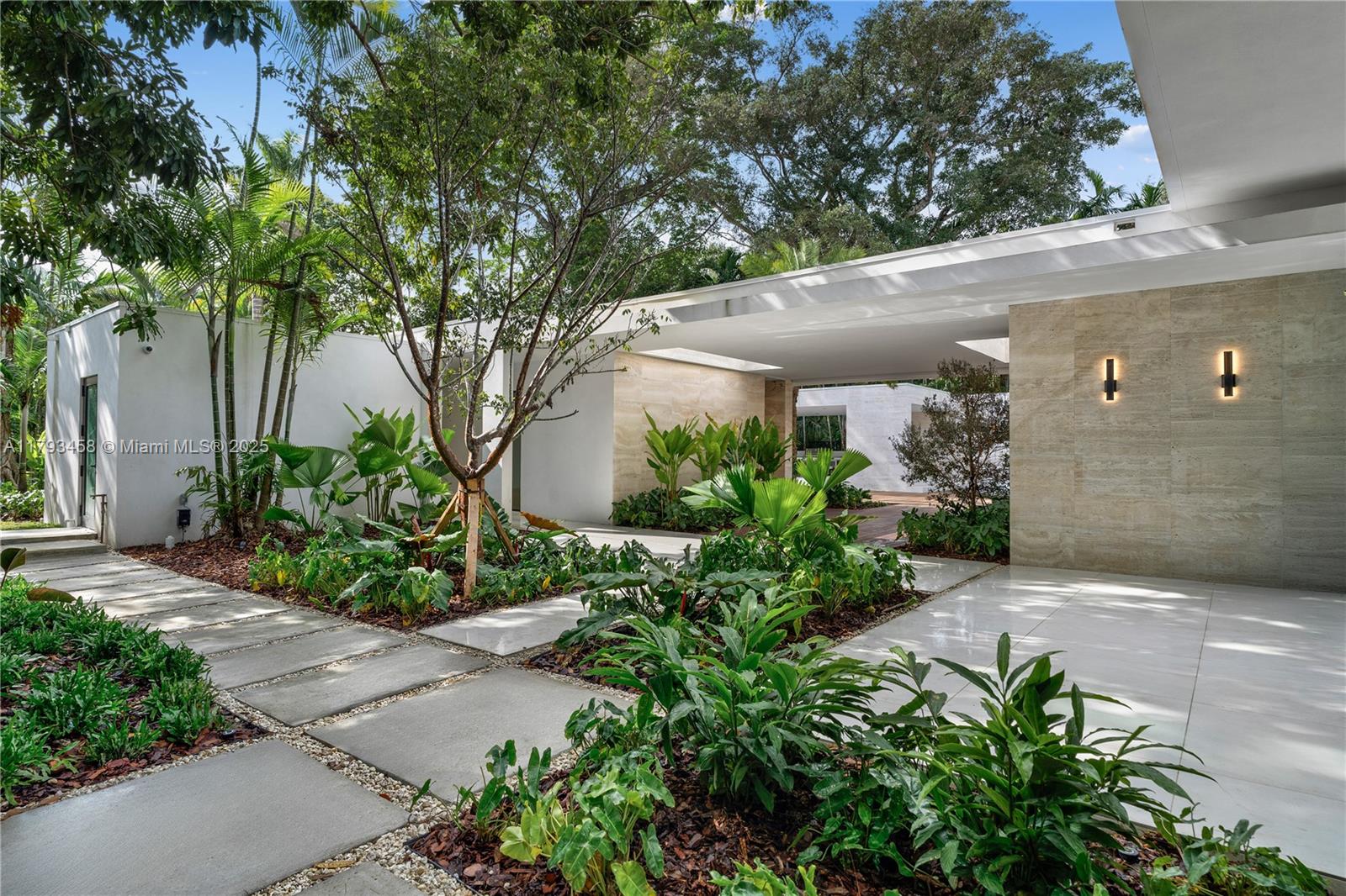 Listing Photo 16