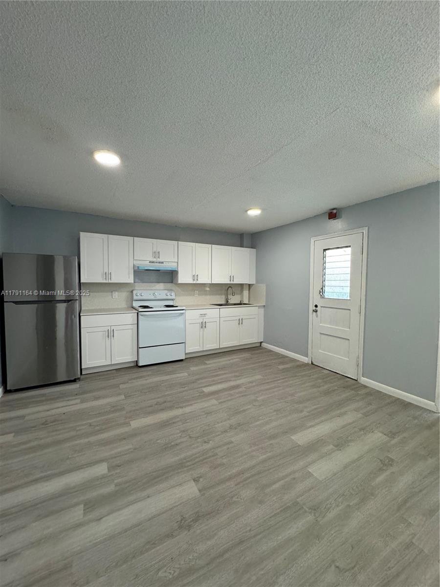 Property photo # 0
