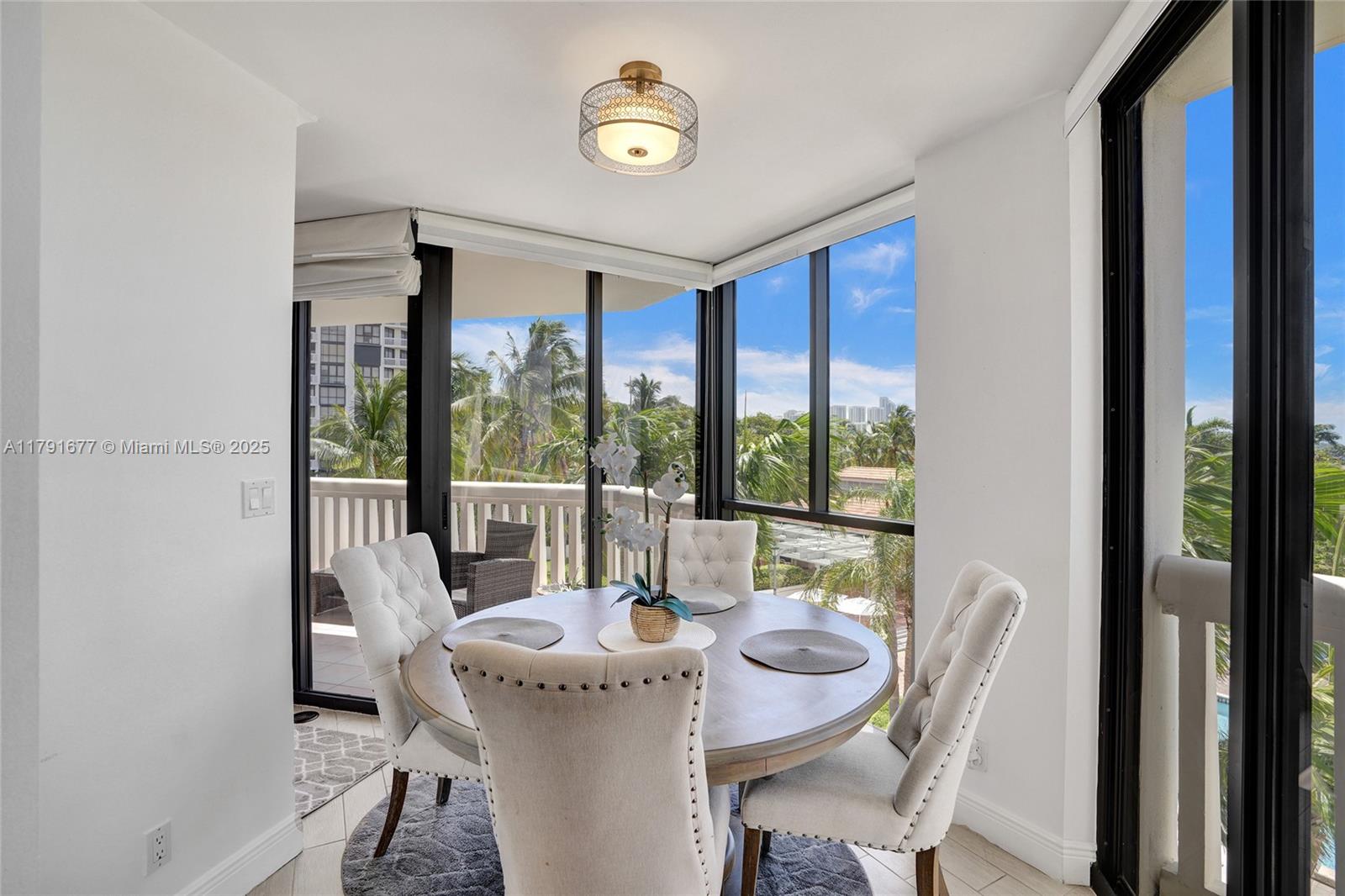 1000 E Island Blvd #503, Aventura, Florida image 24