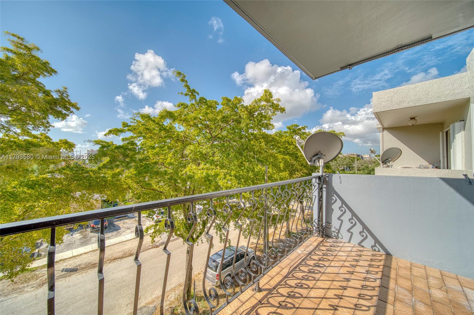 3181 SW 13th St #401, Miami, Florida image 26