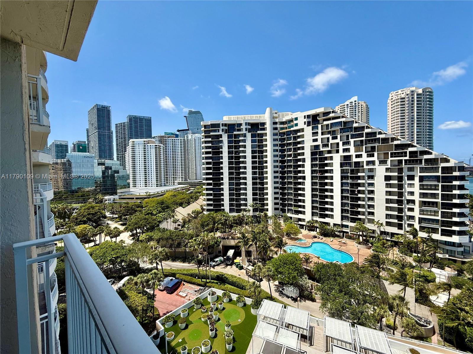 770 Claughton Island Dr #1413, Miami FL 33131