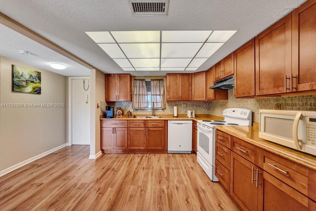 5100 SW 90th Ave #208, Cooper City, Florida image 30