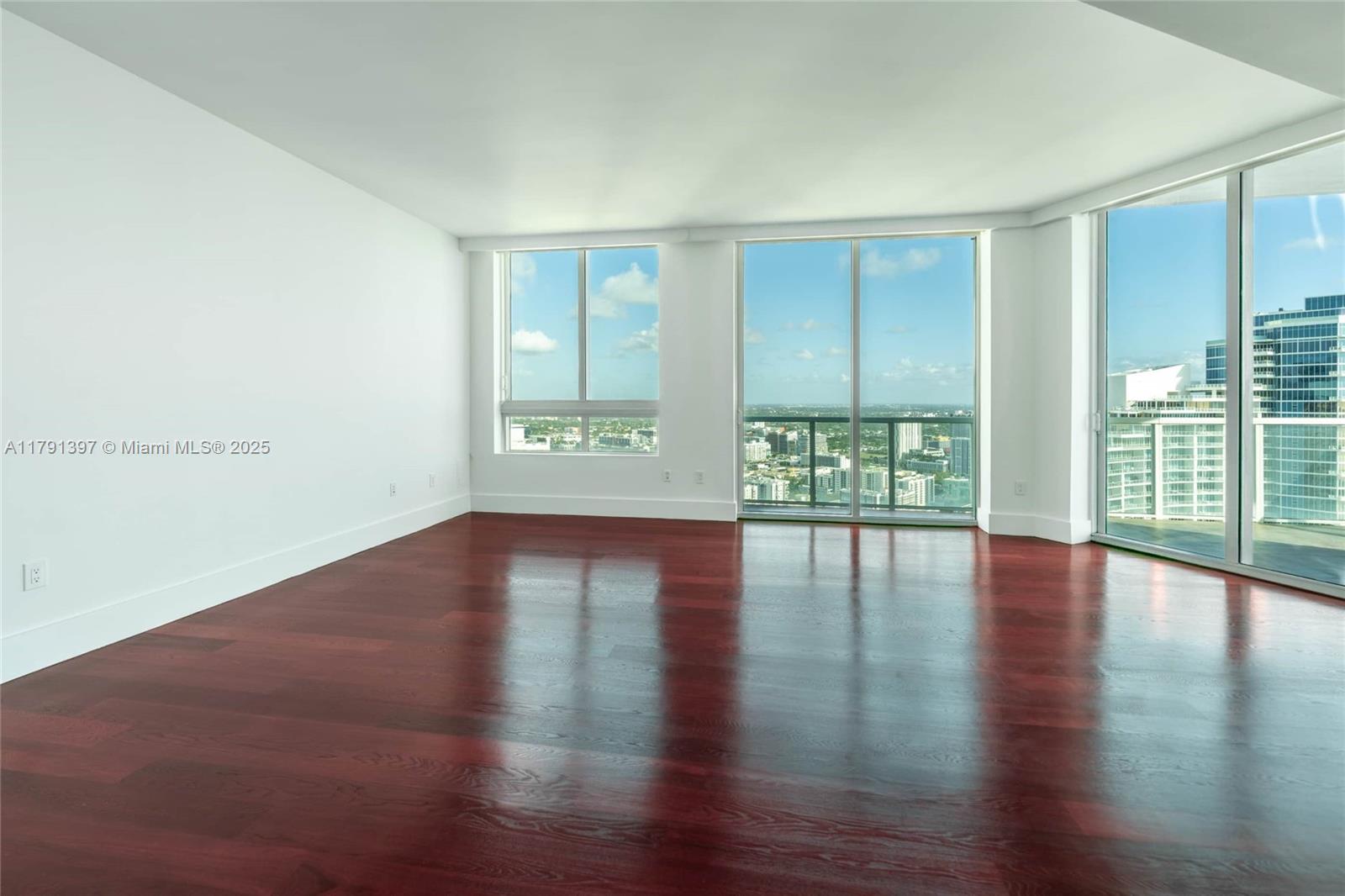 Property photo # 4