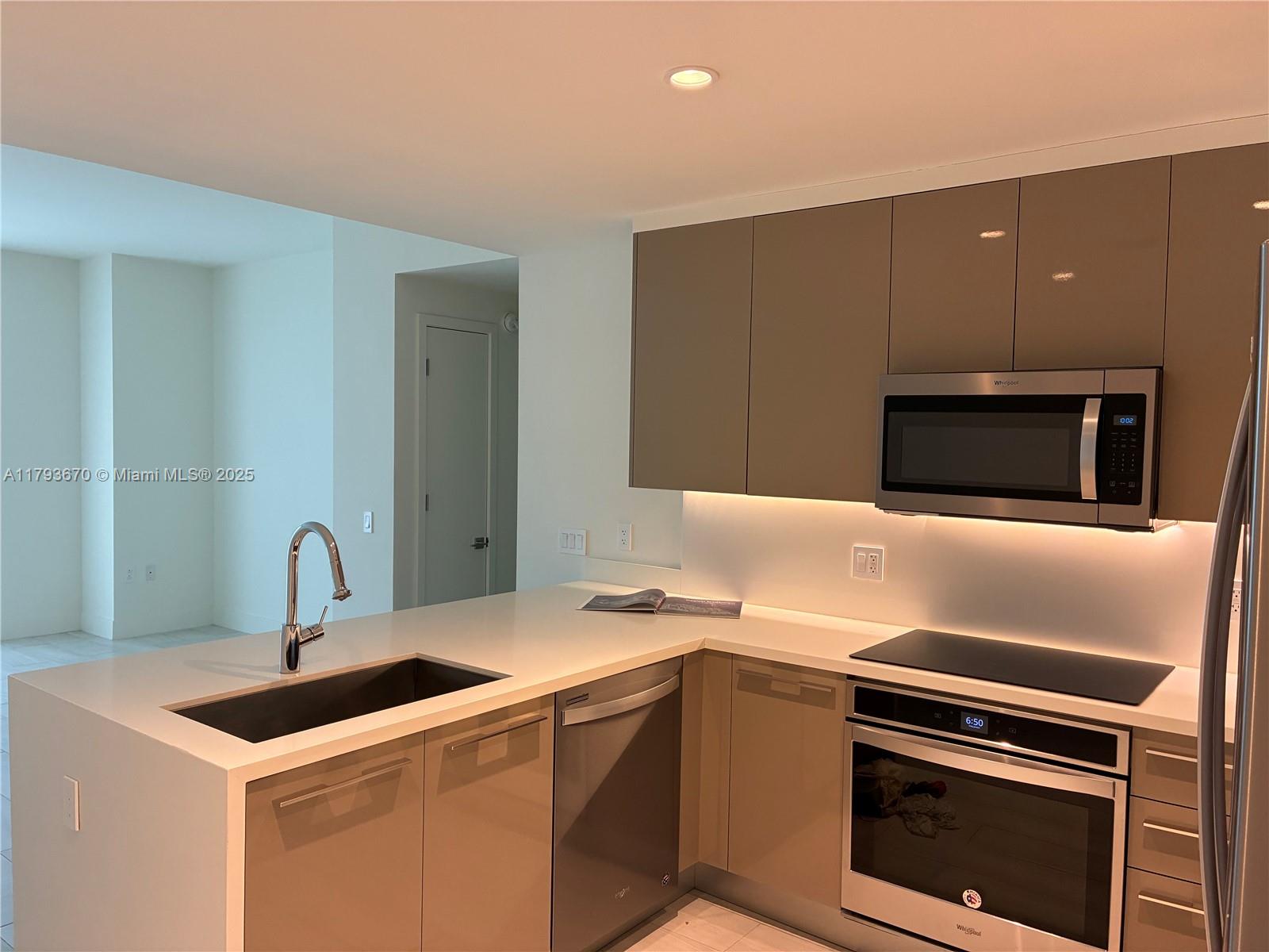 Property photo # 9