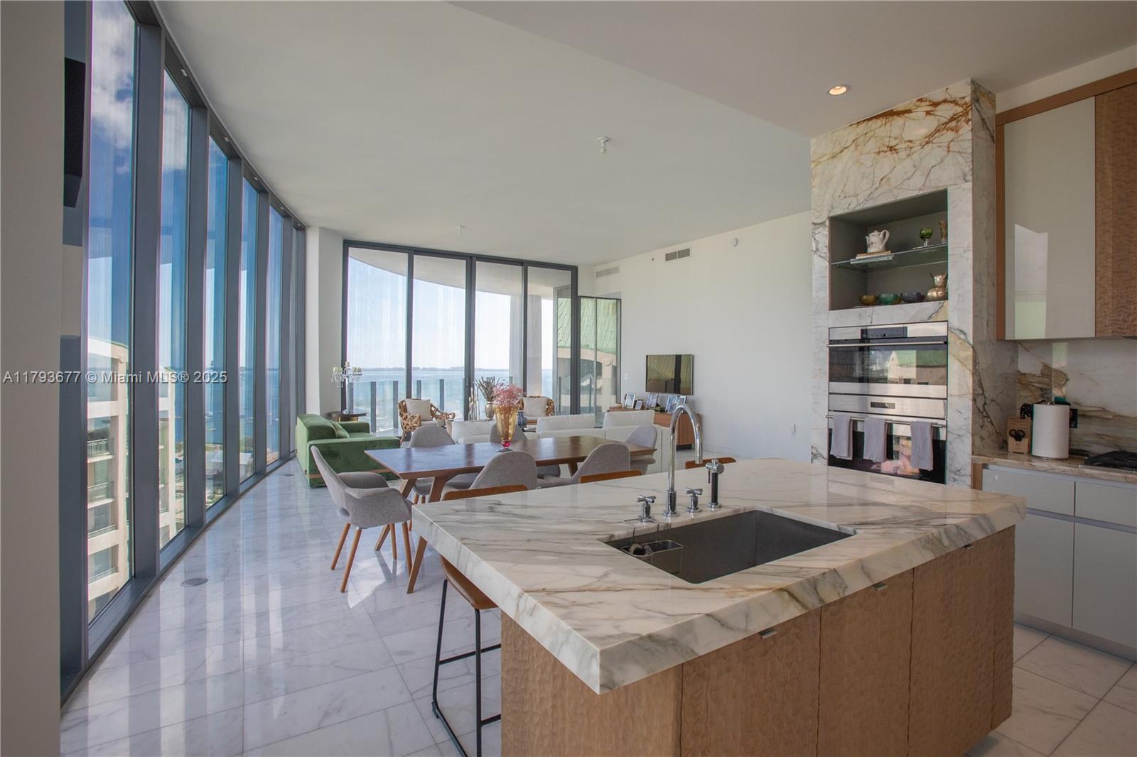 Condo for Rent in Miami, FL