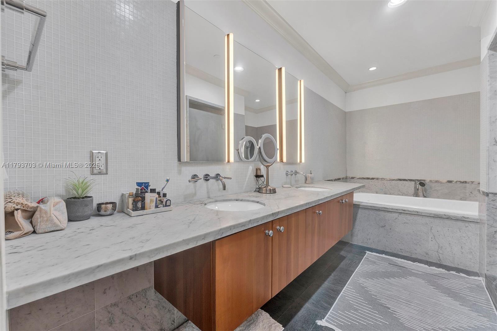 6101 Aqua Ave #103, Miami Beach, Florida image 18
