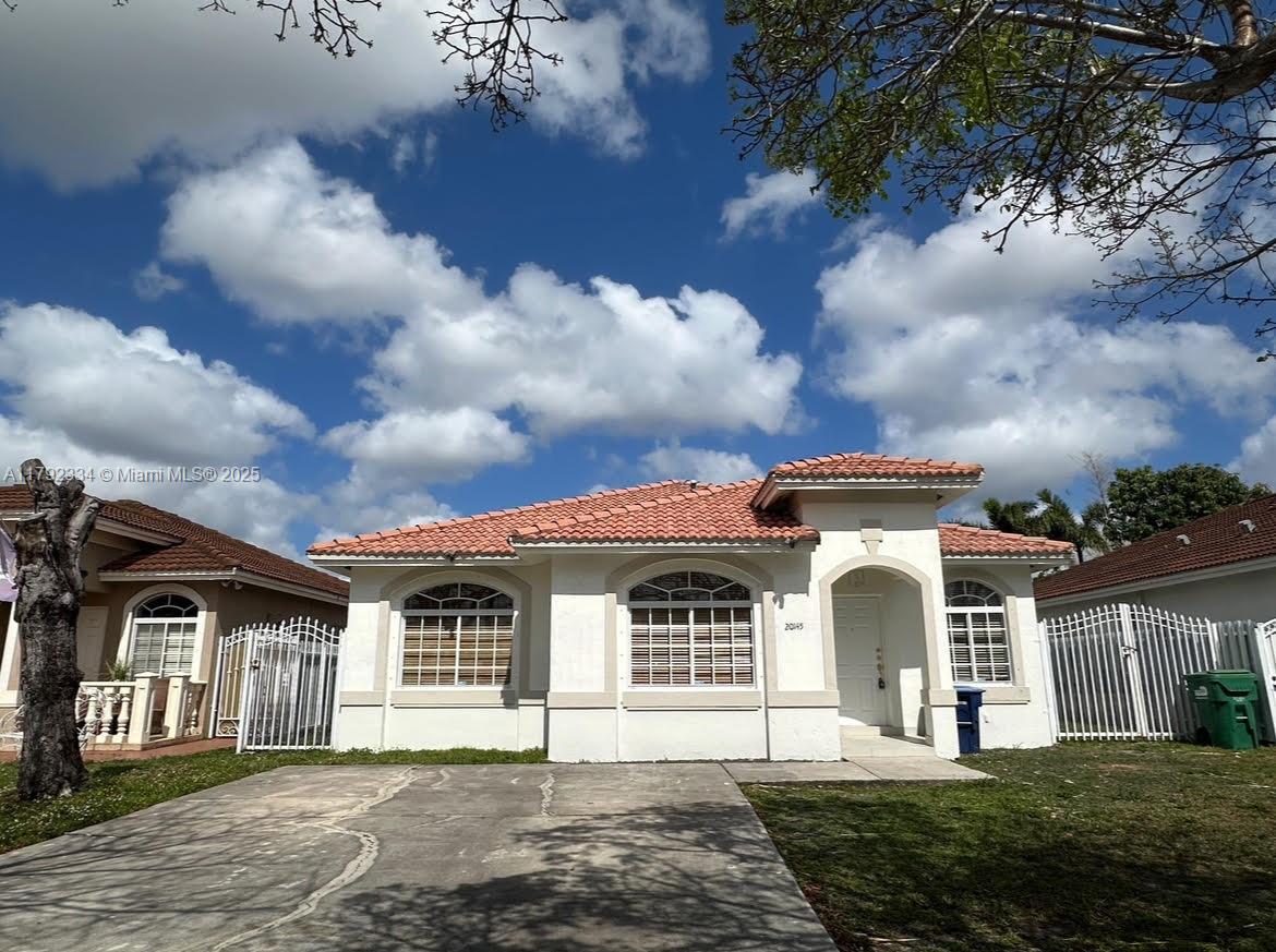 Property photo # 0
