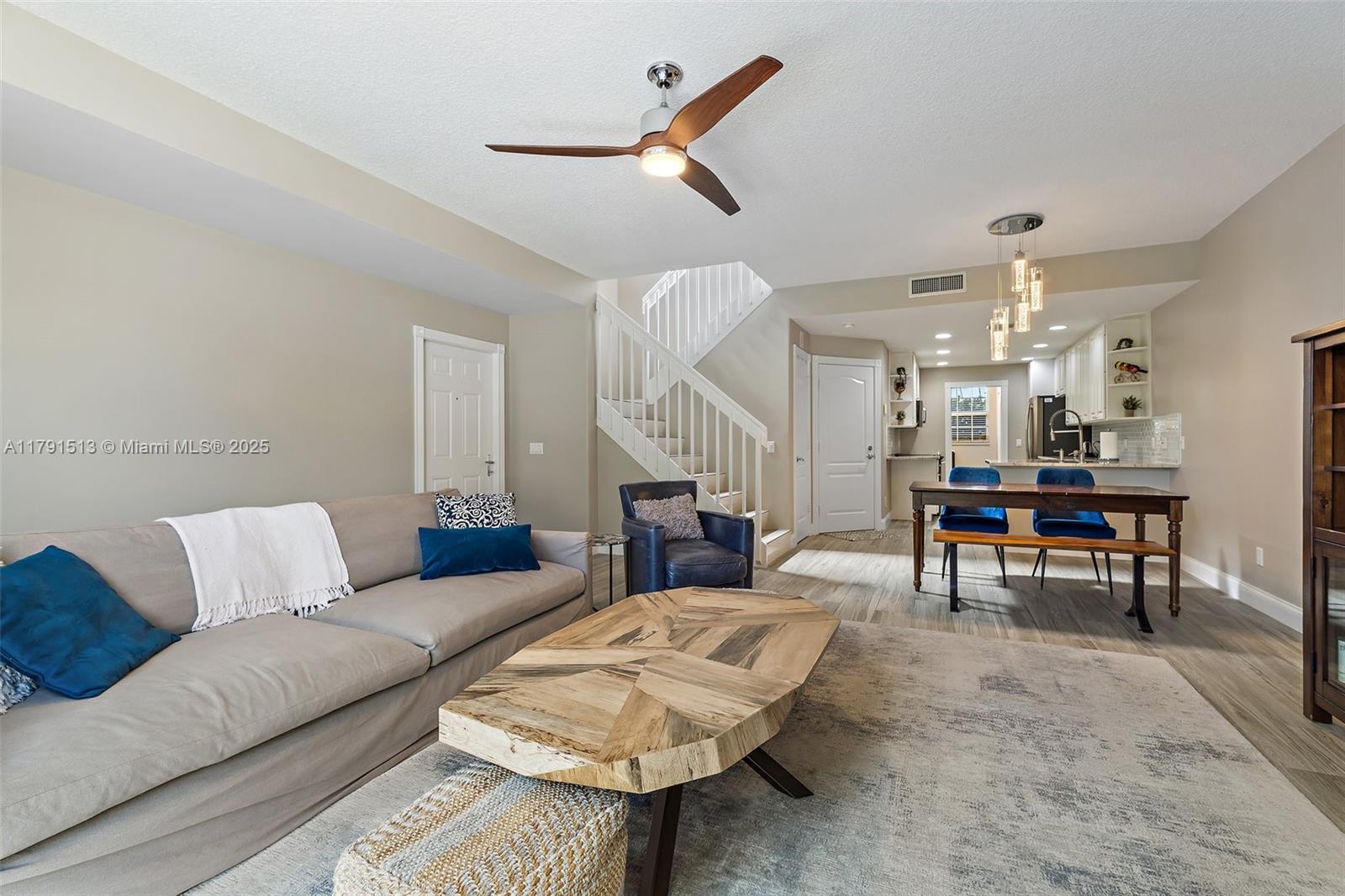 223 Fortuna Dr, Palm Beach Gardens, Florida image 23