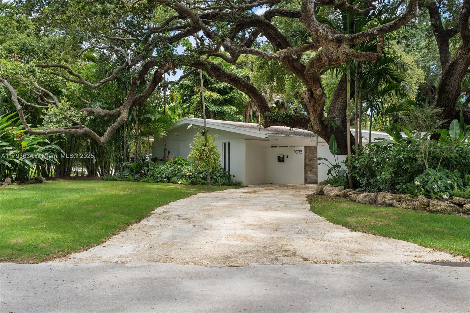 1075 NE 99th St, Miami Shores, Florida image 3