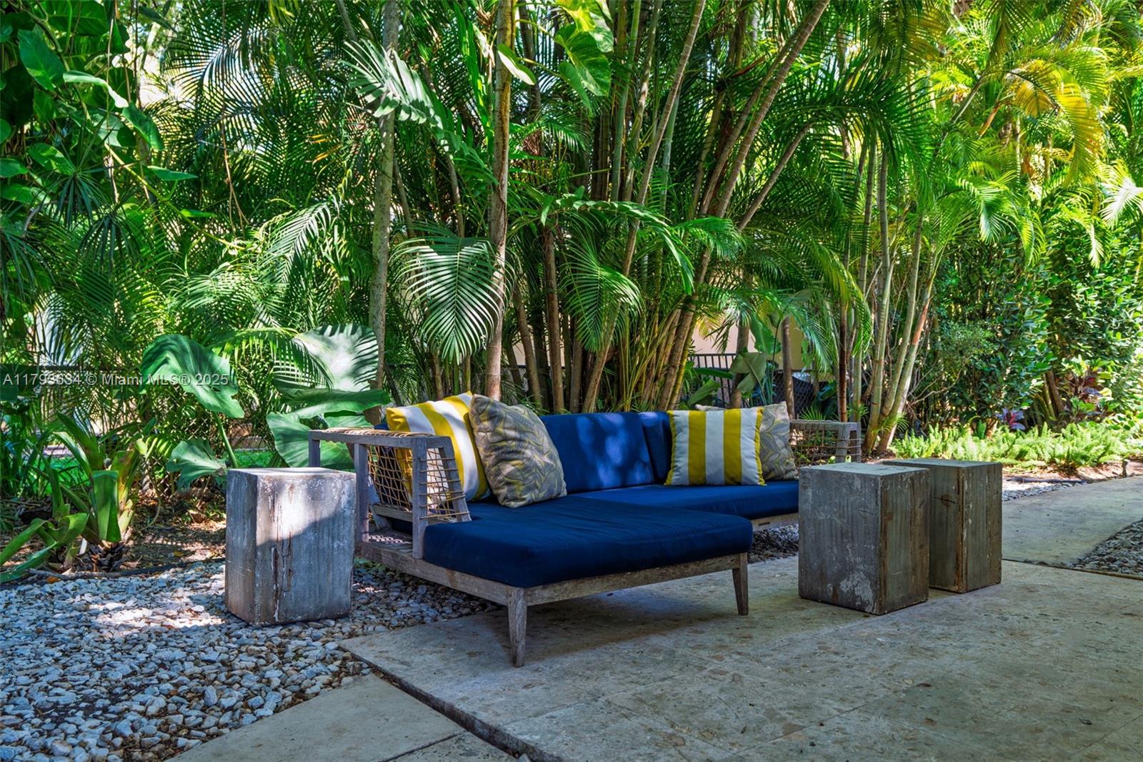 1075 NE 99th St, Miami Shores, Florida image 40