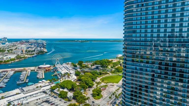 Fully furnished studio at The Elser with incredible views of Biscayne Bay.
Located on the 20th floor, this stylish 362 sq. ft. studio is efficiently designed and comes fully furnished. It features a modern kitchen, in-unit washer and dryer, and is move-in ready or ideal for immediate rental income.

The Elser is perfectly situated in the heart of Downtown Miami, steps from restaurants, shops, and entertainment. Enjoy top-tier amenities like a bayview pool, fitness center, coworking areas, resident lounge, and 24/7 concierge.

Short-term rentals allowed.
Motivated seller—bring your offer.