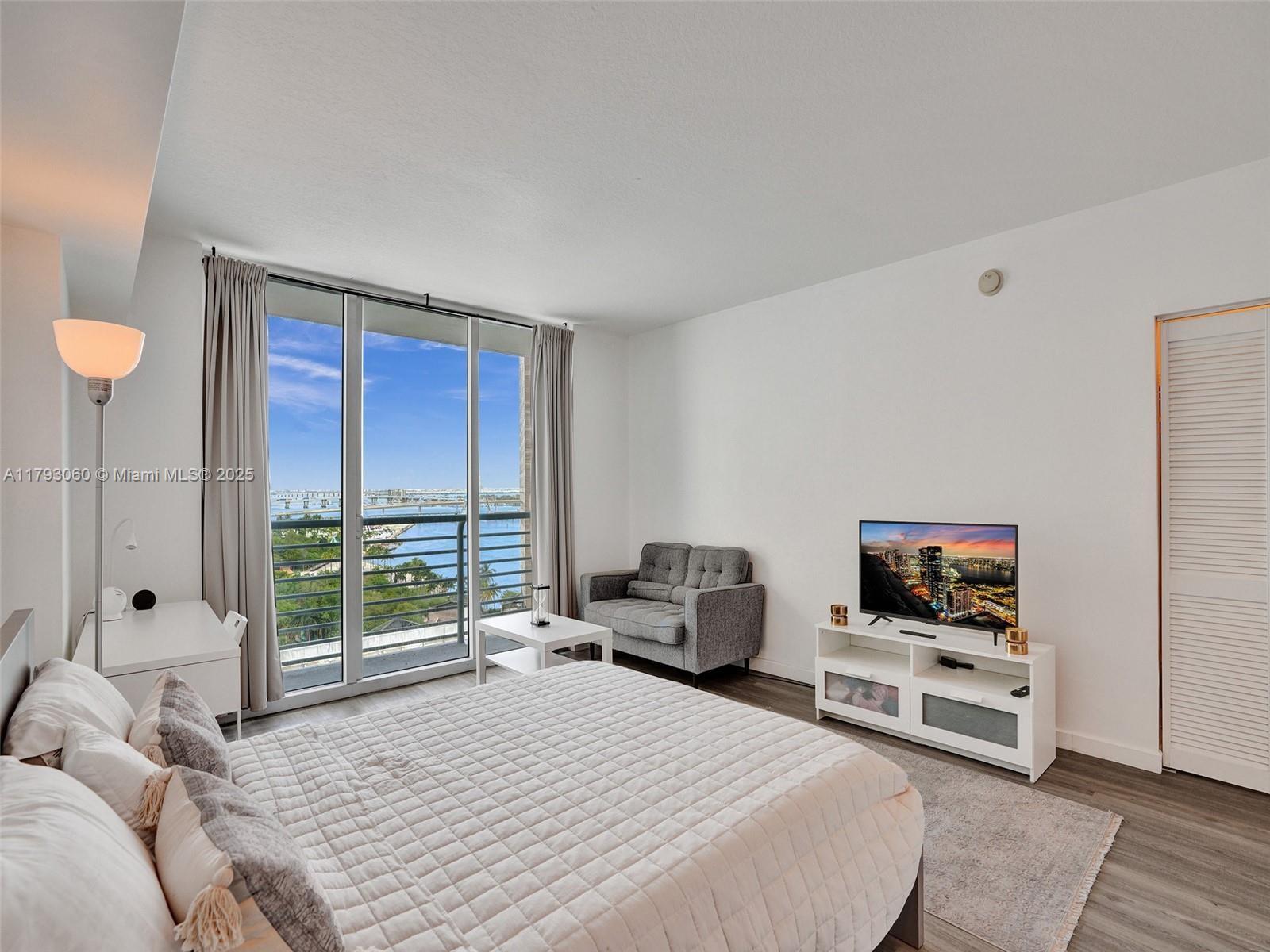 Property photo # 8