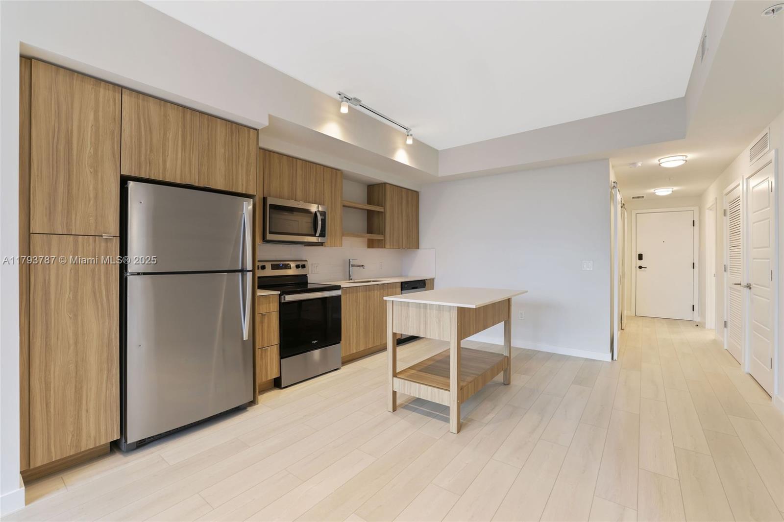 Property photo # 2