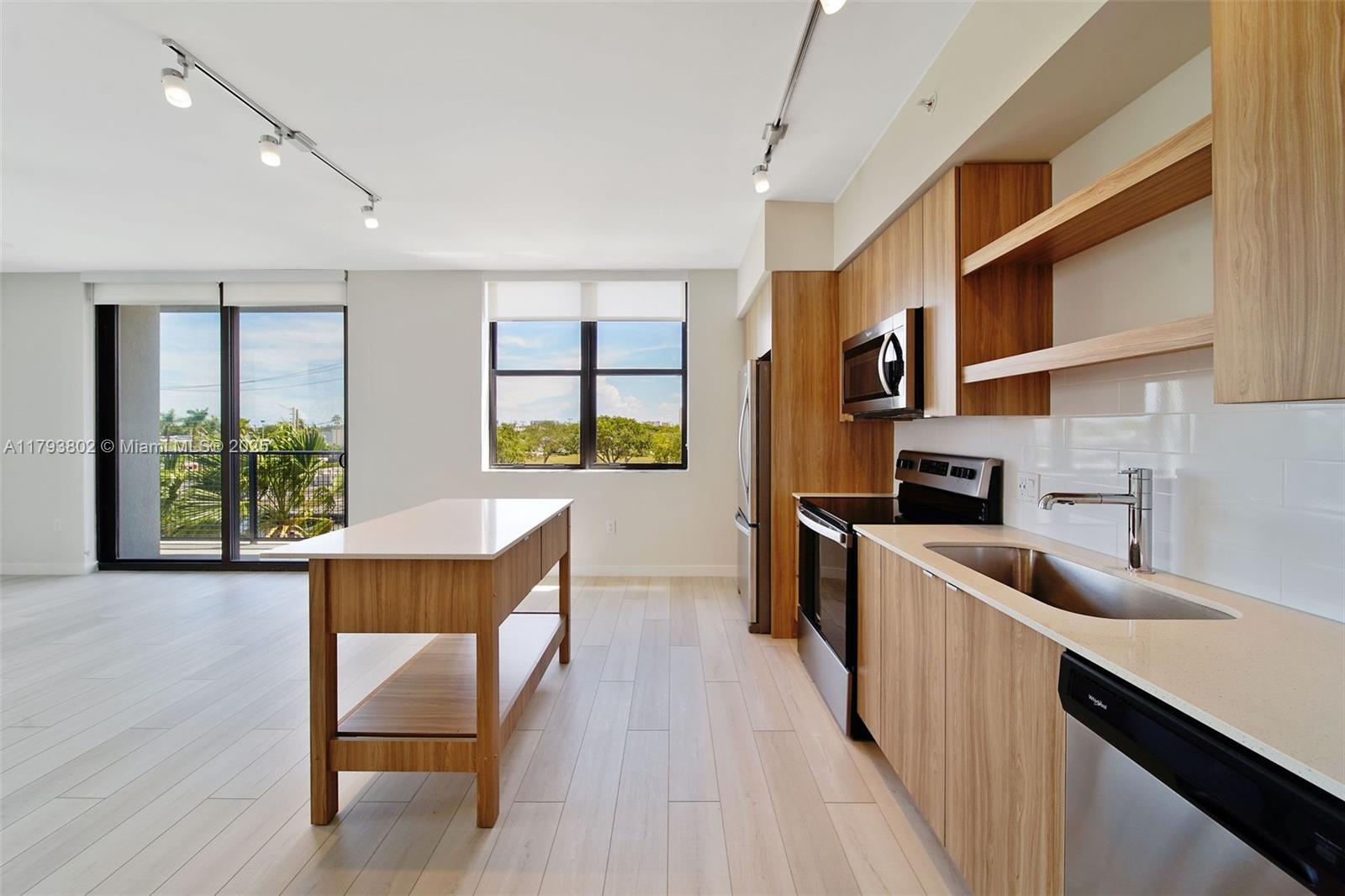 Property photo # 4