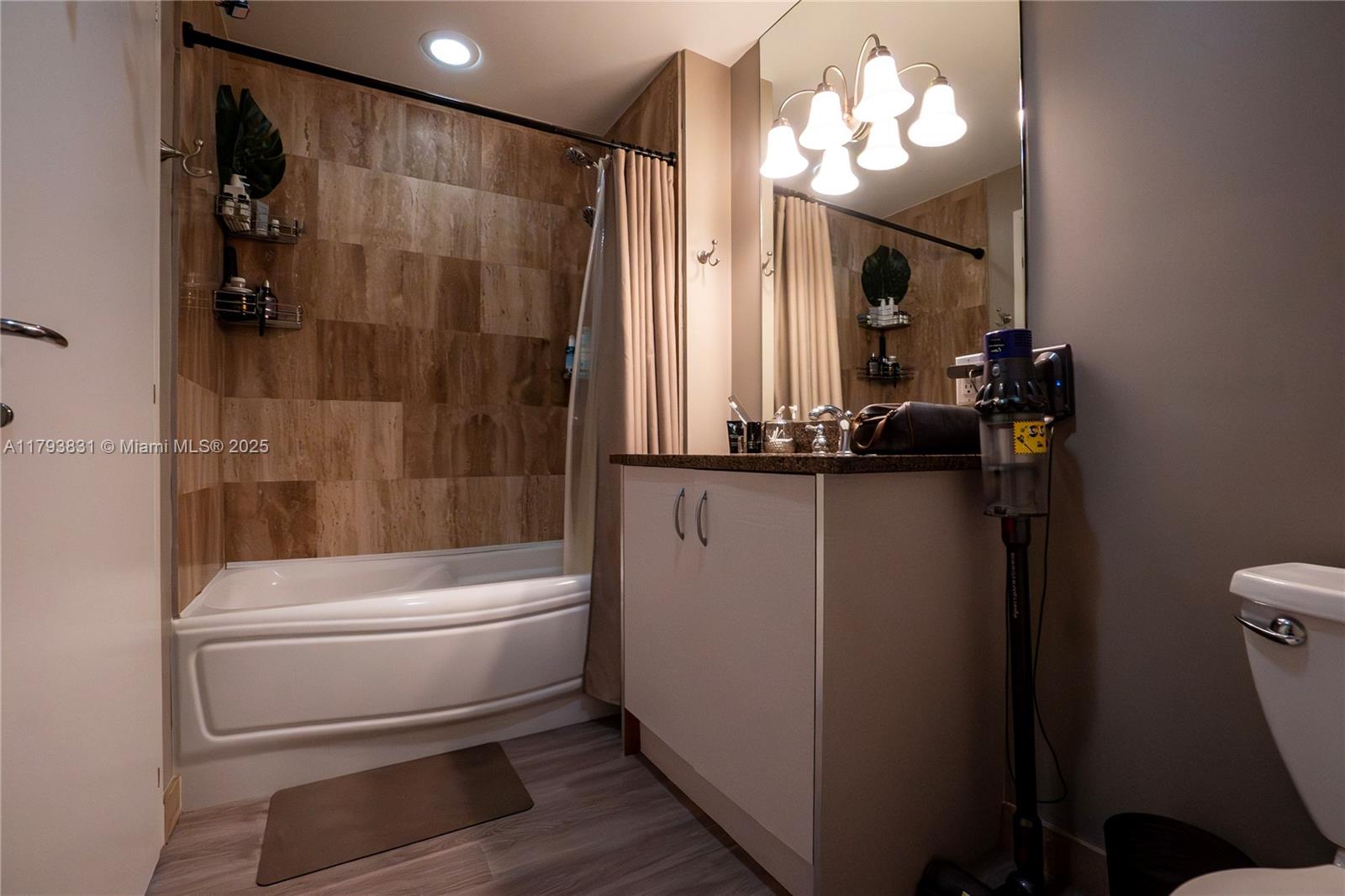 Property photo # 8