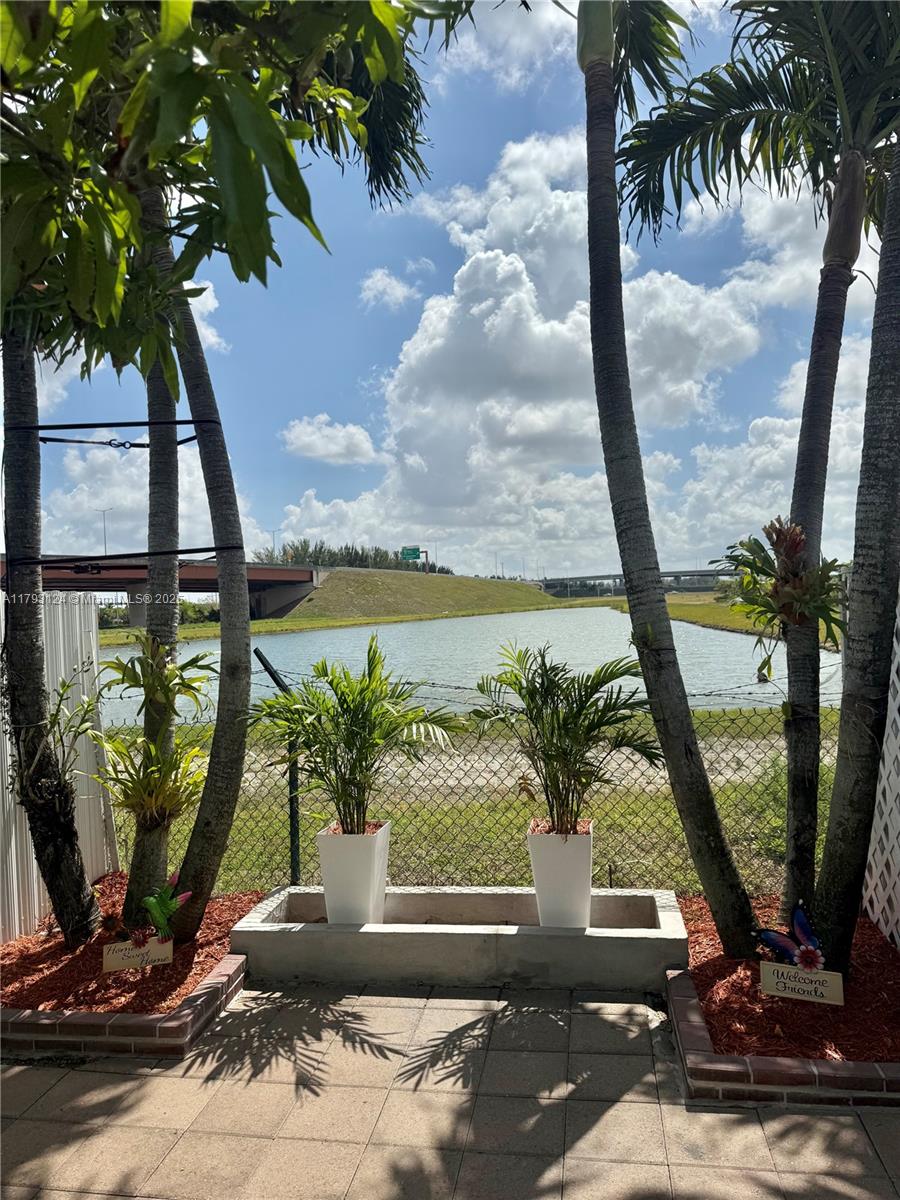 Property photo # 0