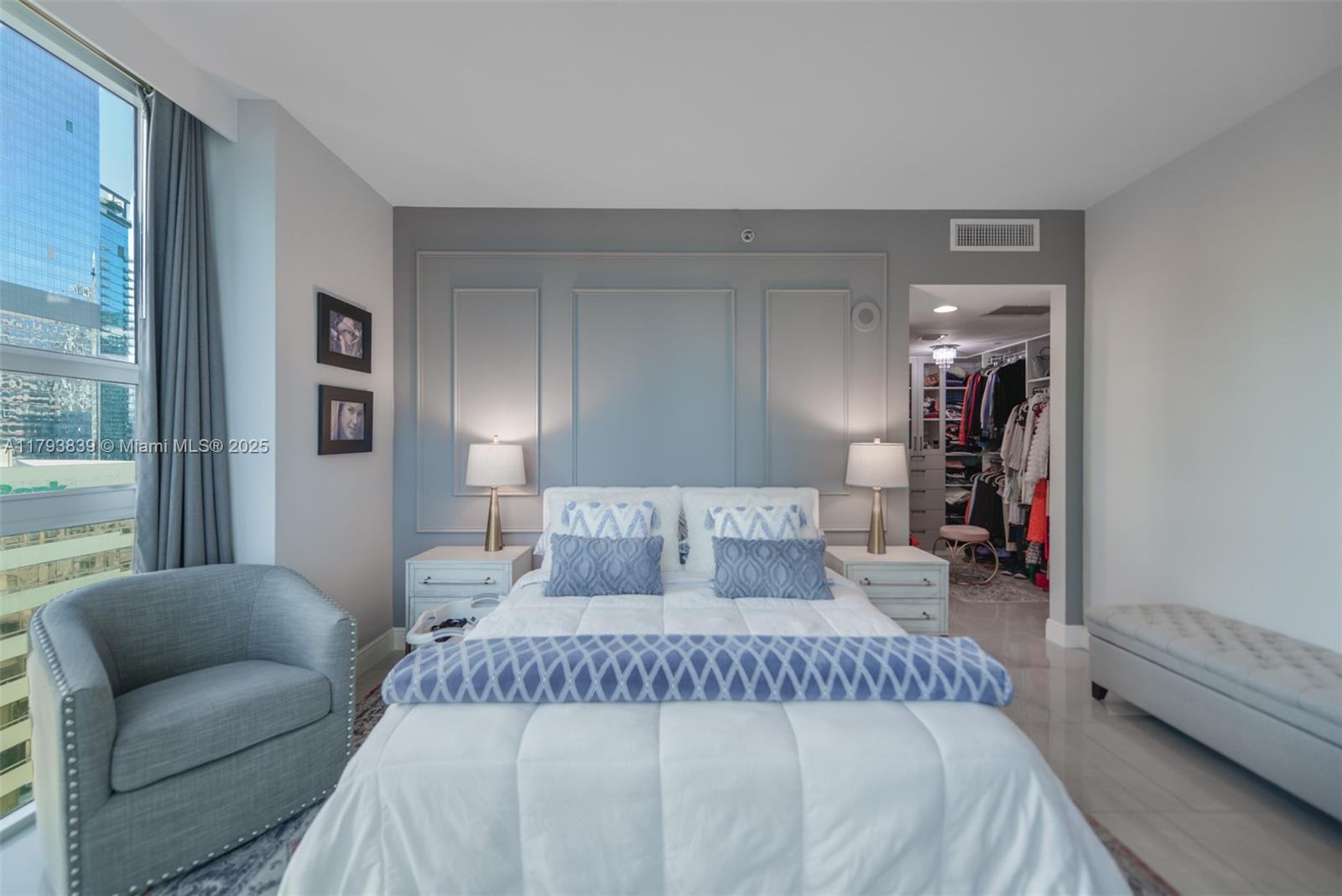 951 Brickell Ave #1911, Miami FL 33131