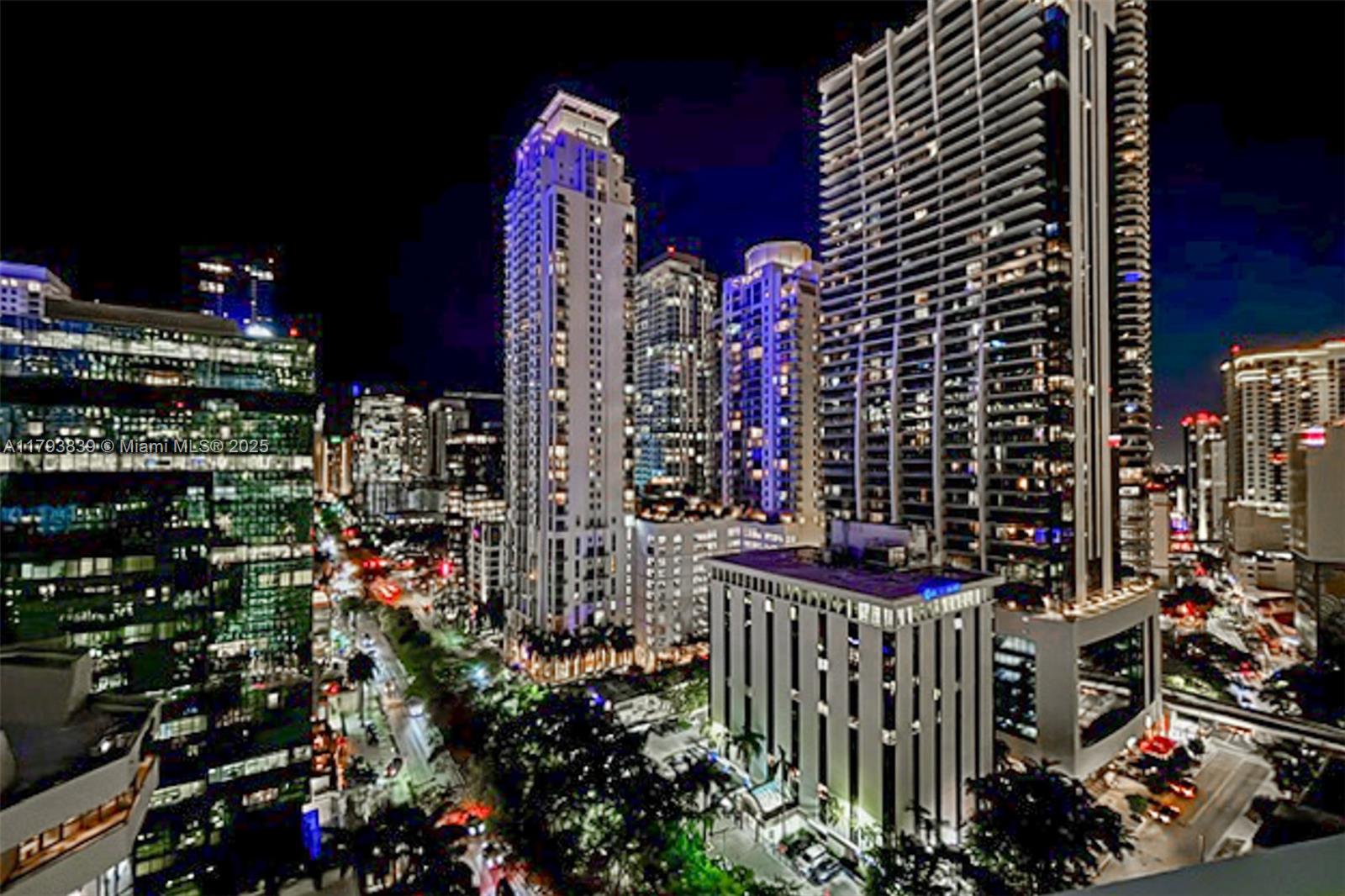 951 Brickell Ave #1911, Miami FL 33131