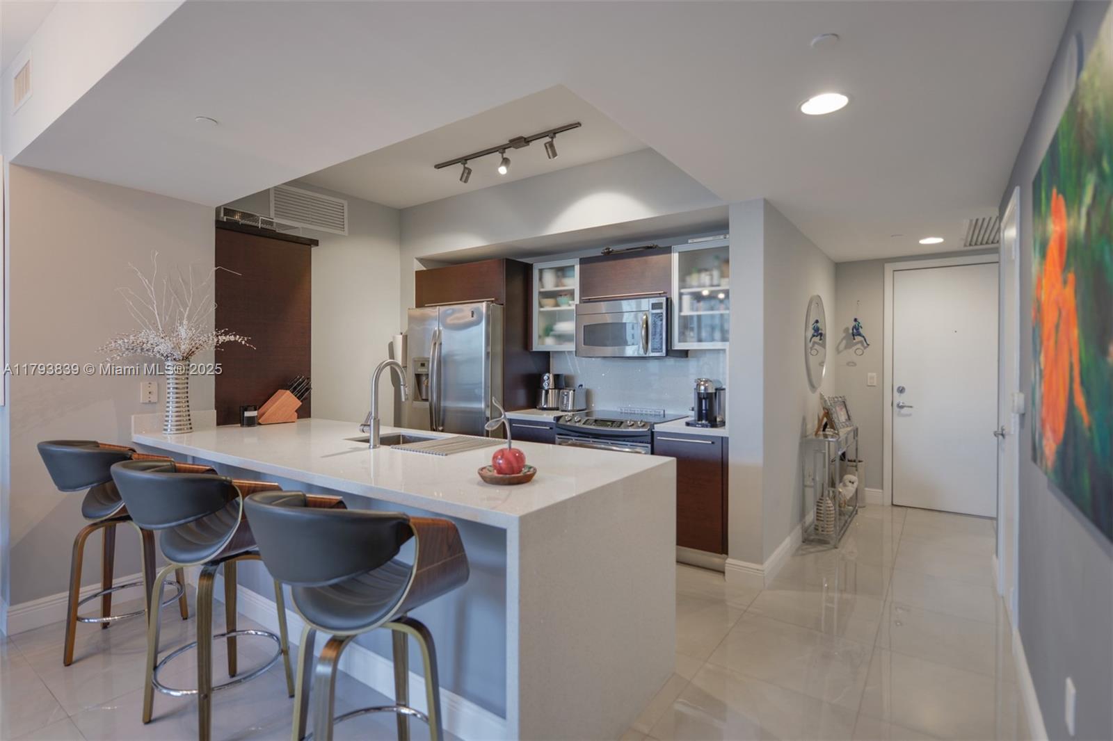 951 Brickell Ave #1911, Miami FL 33131