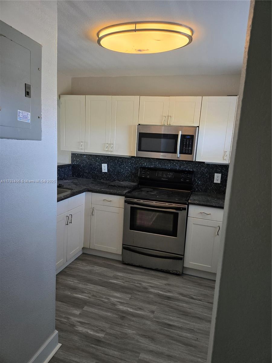 Property photo # 4