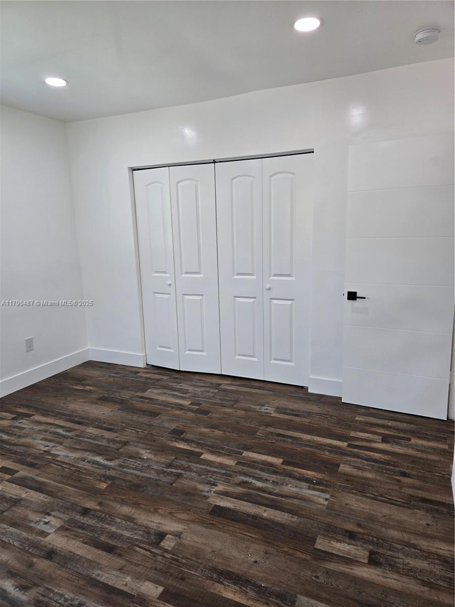 Listing Photo 12